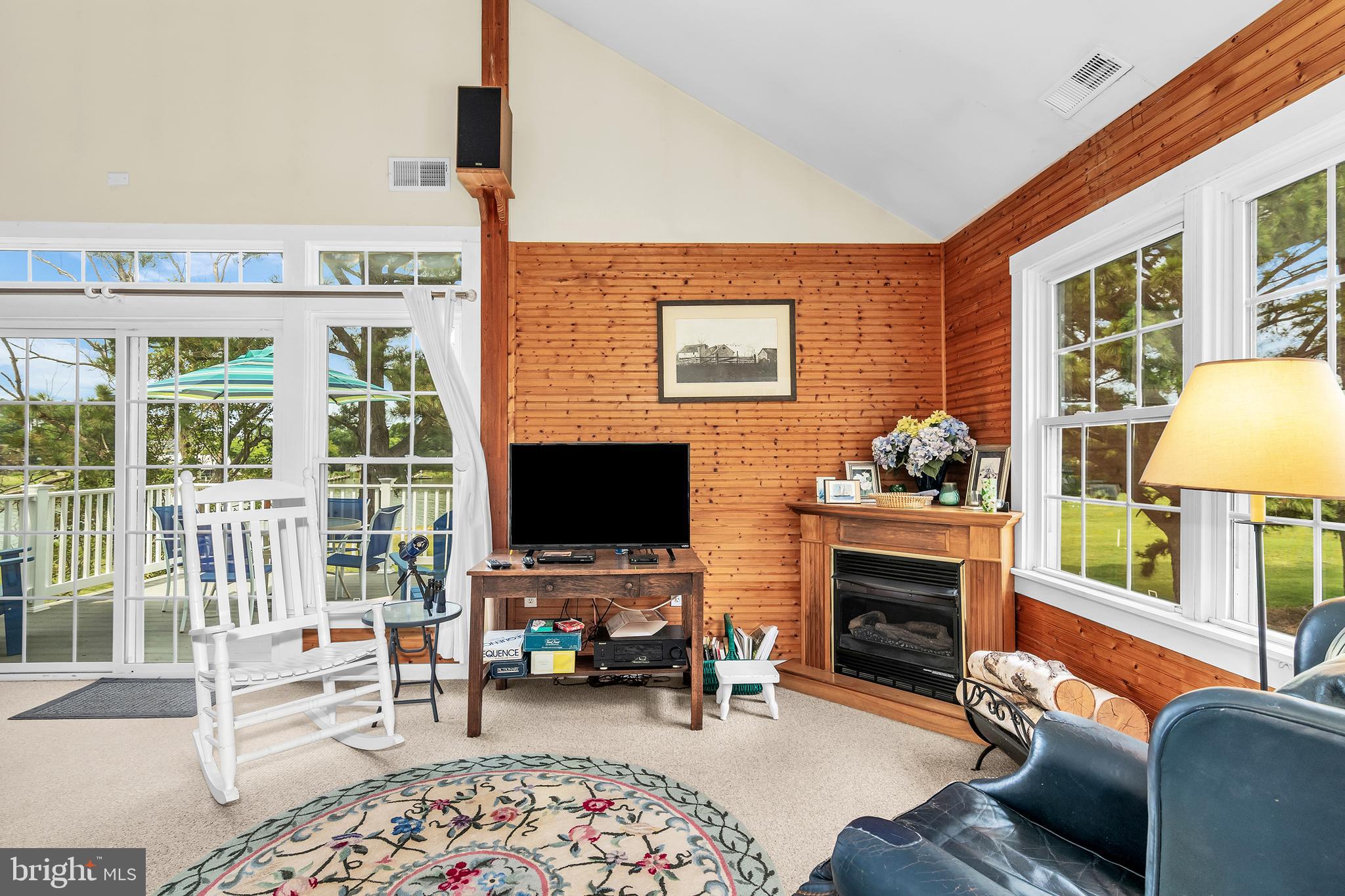 FAIRBANK - Residential