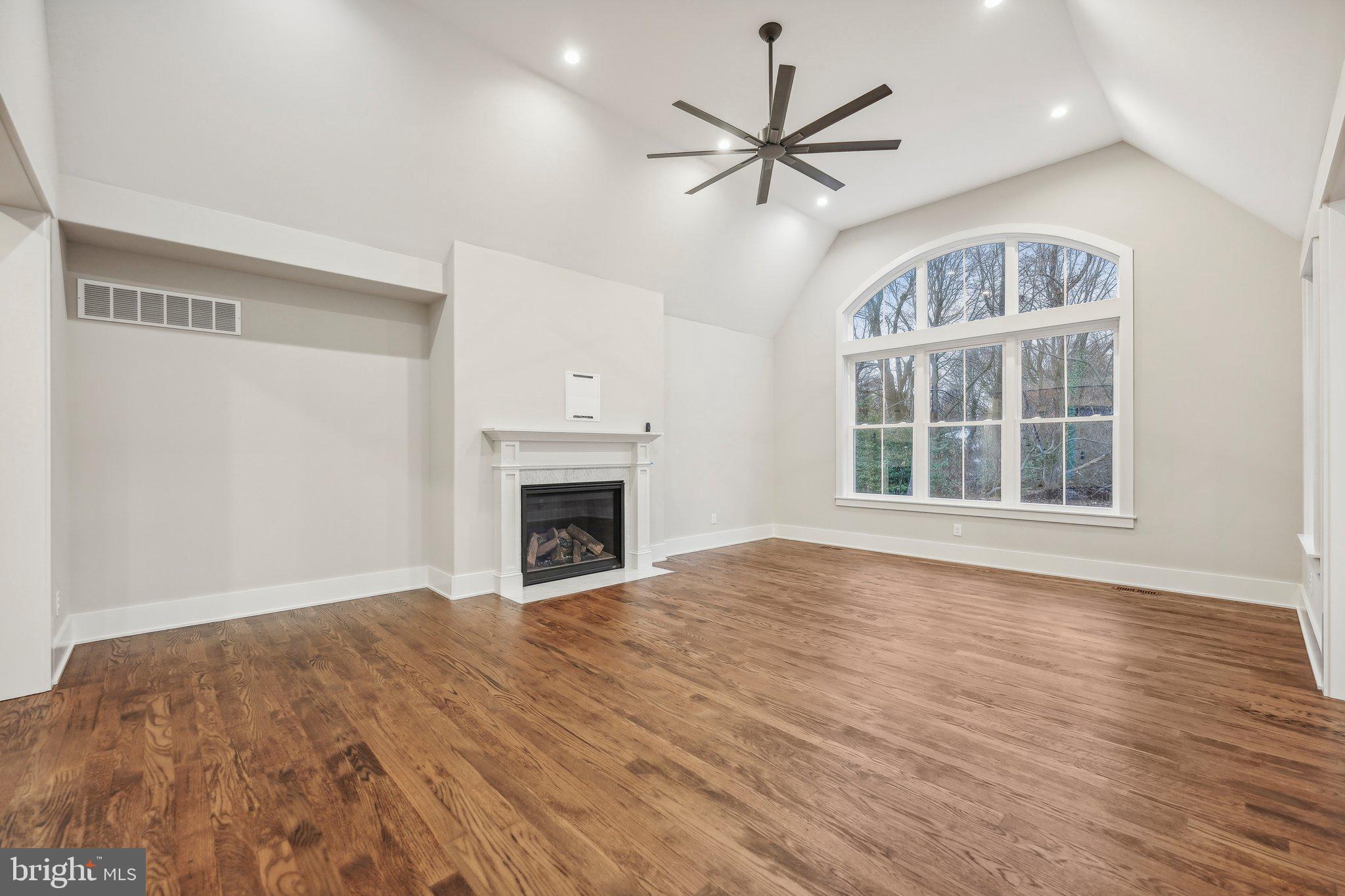 THE WOODS AT ROSE TREE - Residential
