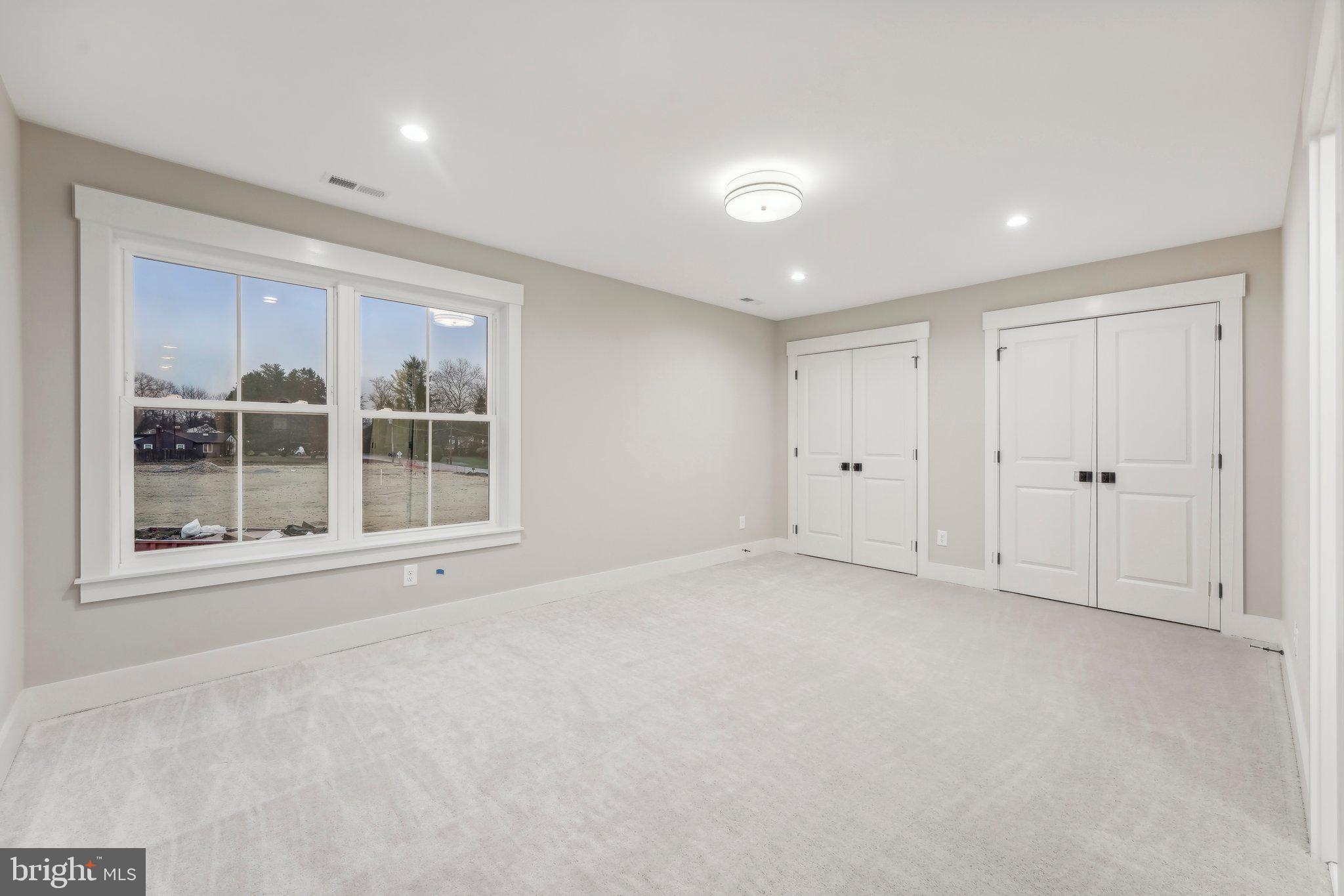 THE WOODS AT ROSE TREE - Residential
