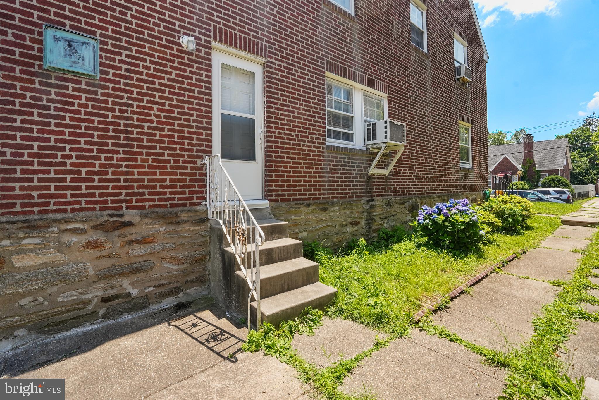 CASTOR GARDENS - Residential