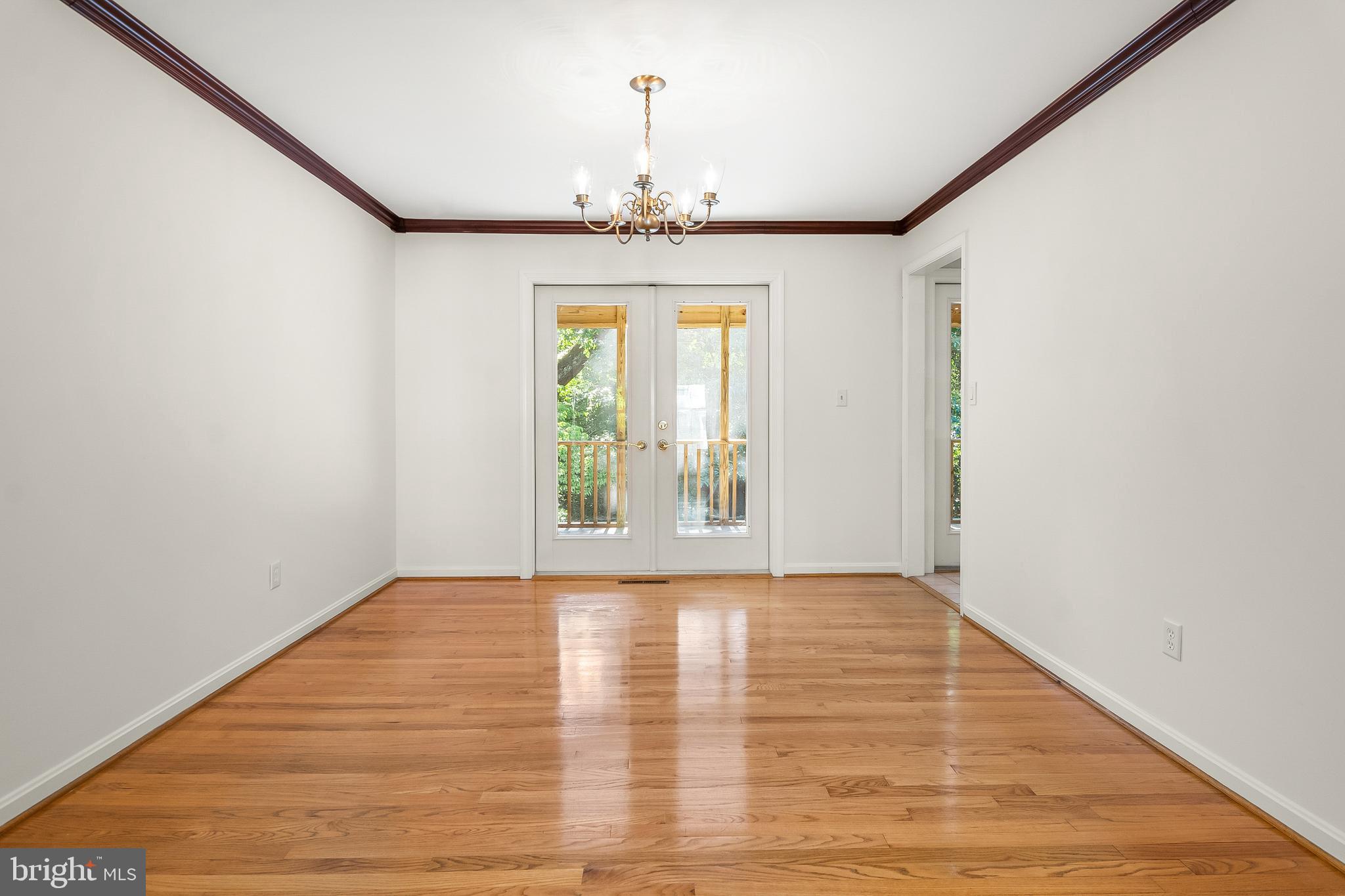 PENDENNIS MOUNT - Residential