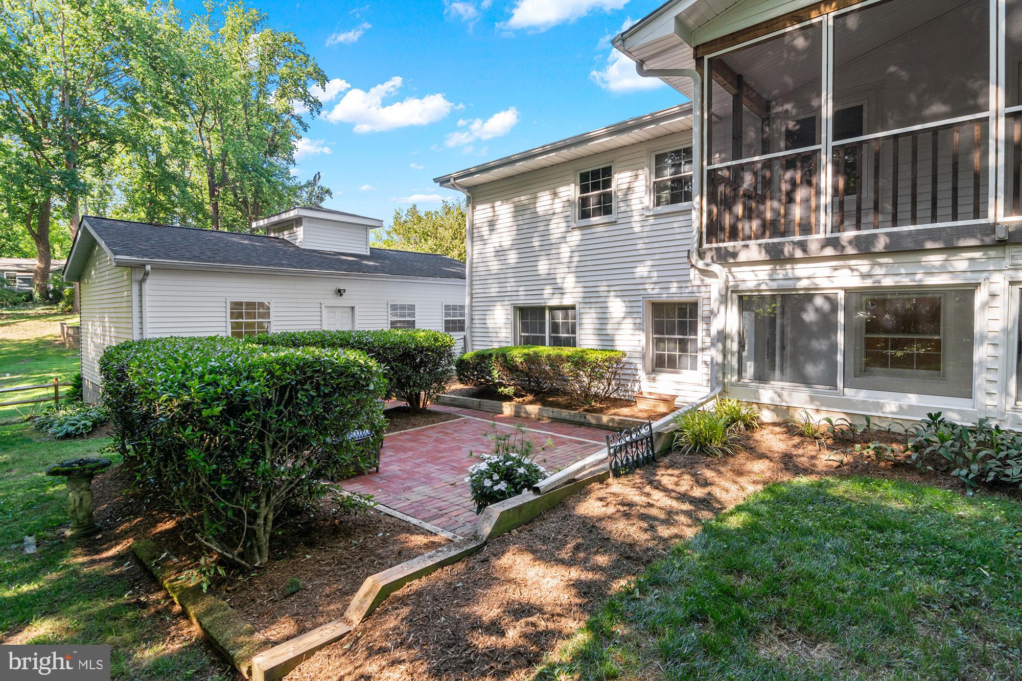 PENDENNIS MOUNT - Residential