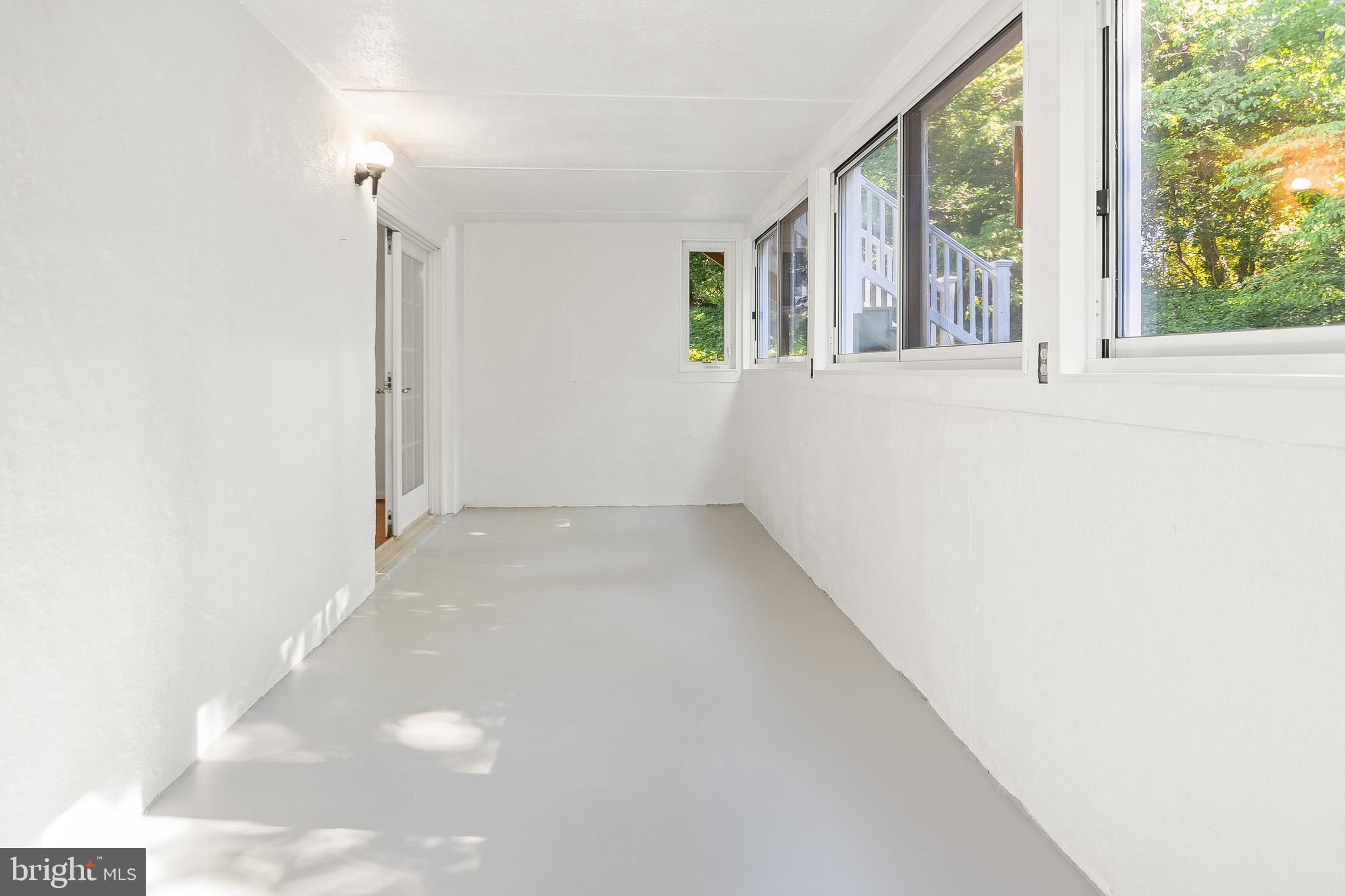 PENDENNIS MOUNT - Residential