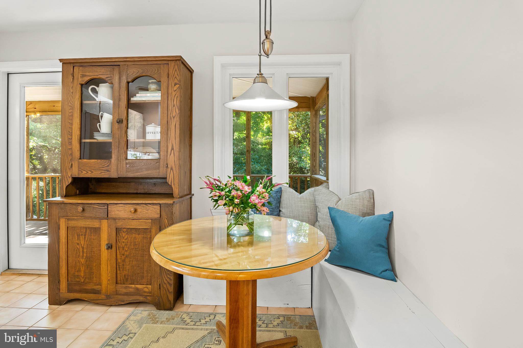 PENDENNIS MOUNT - Residential