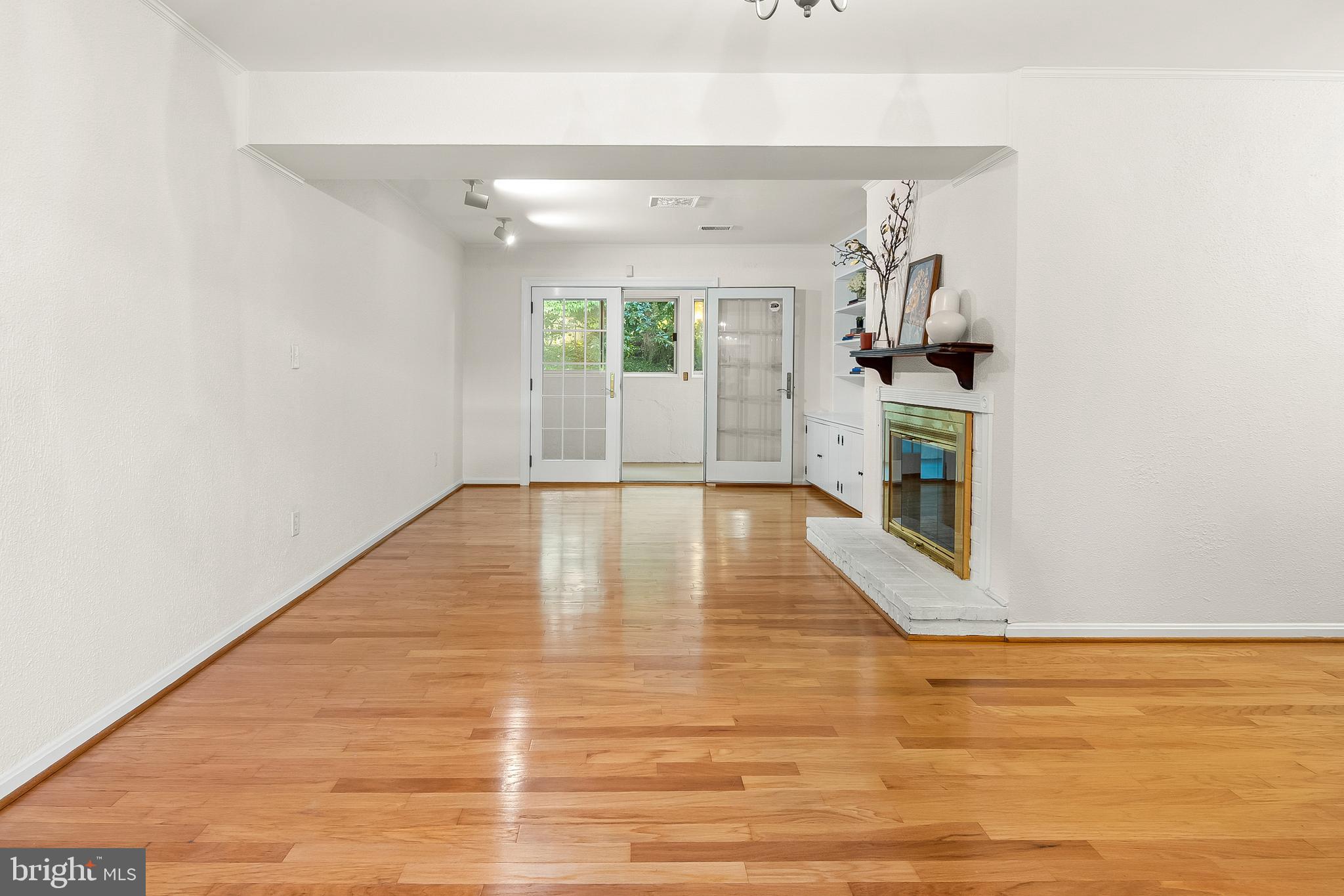 PENDENNIS MOUNT - Residential