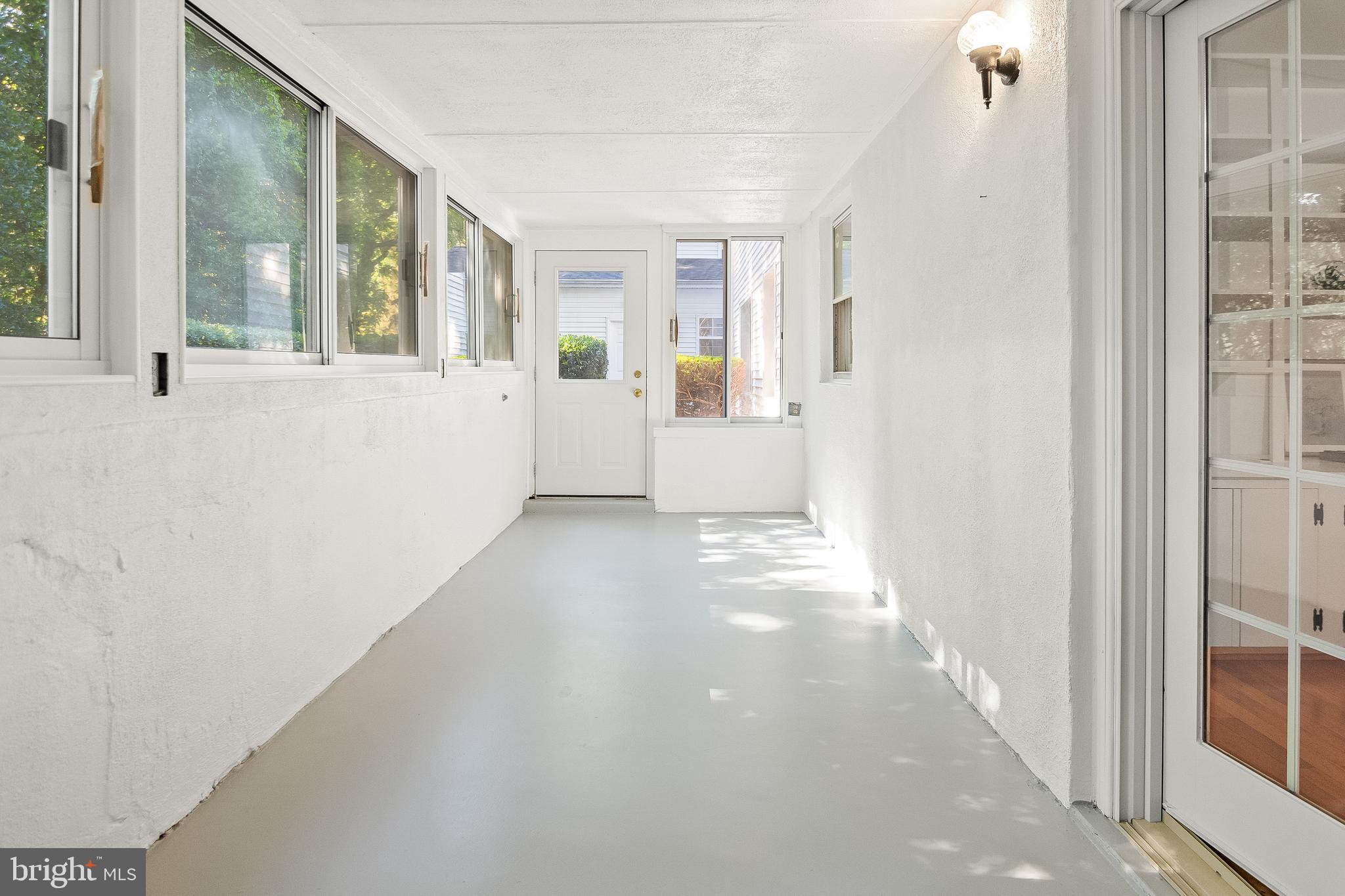 PENDENNIS MOUNT - Residential