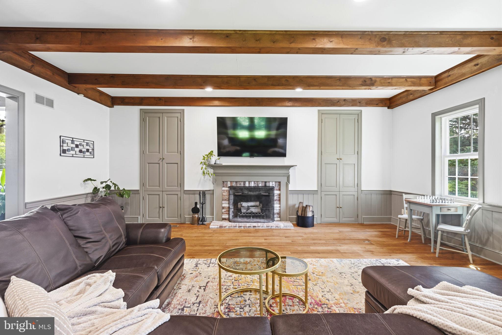 AUBURN CREST - Residential