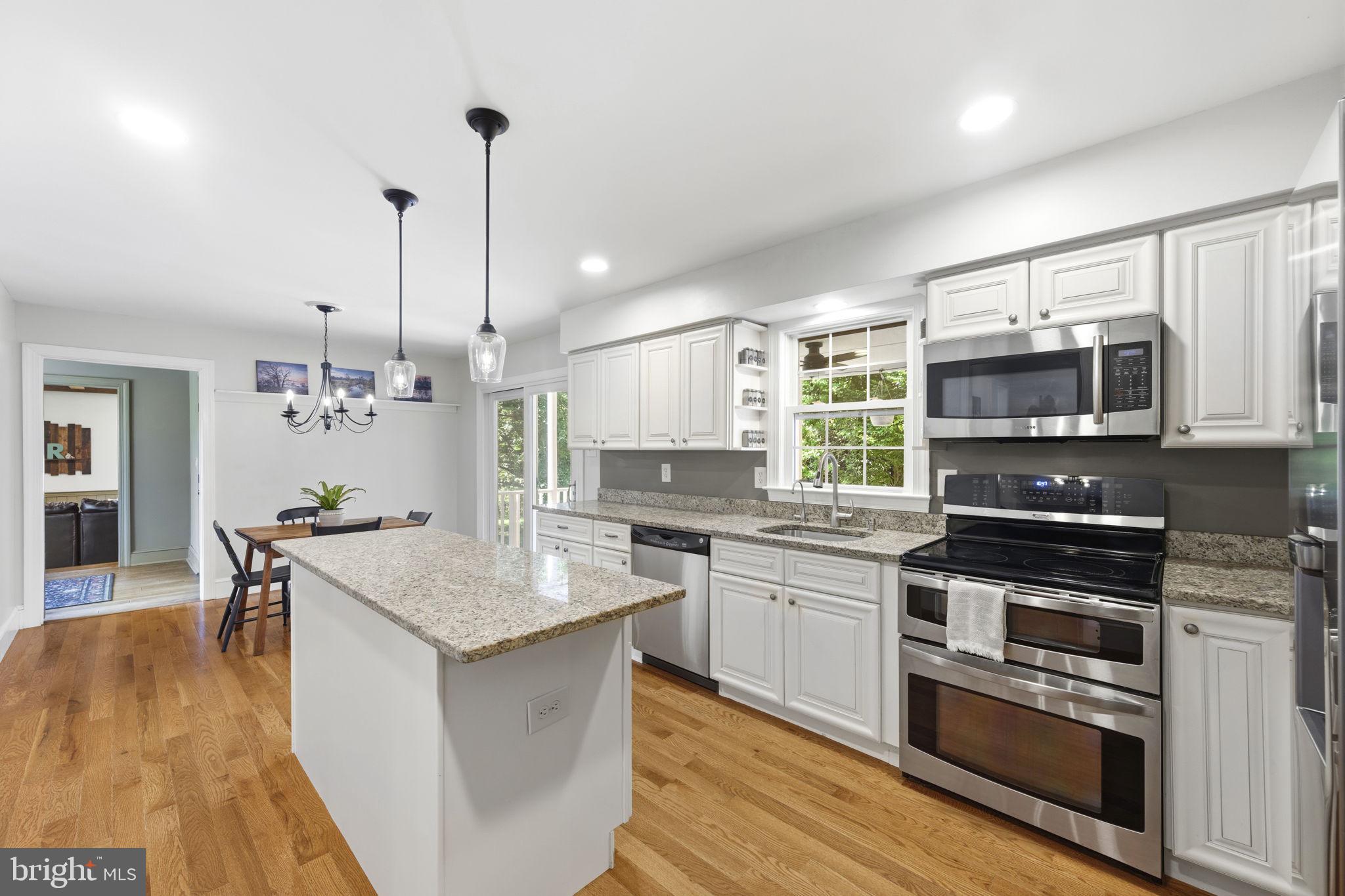 AUBURN CREST - Residential
