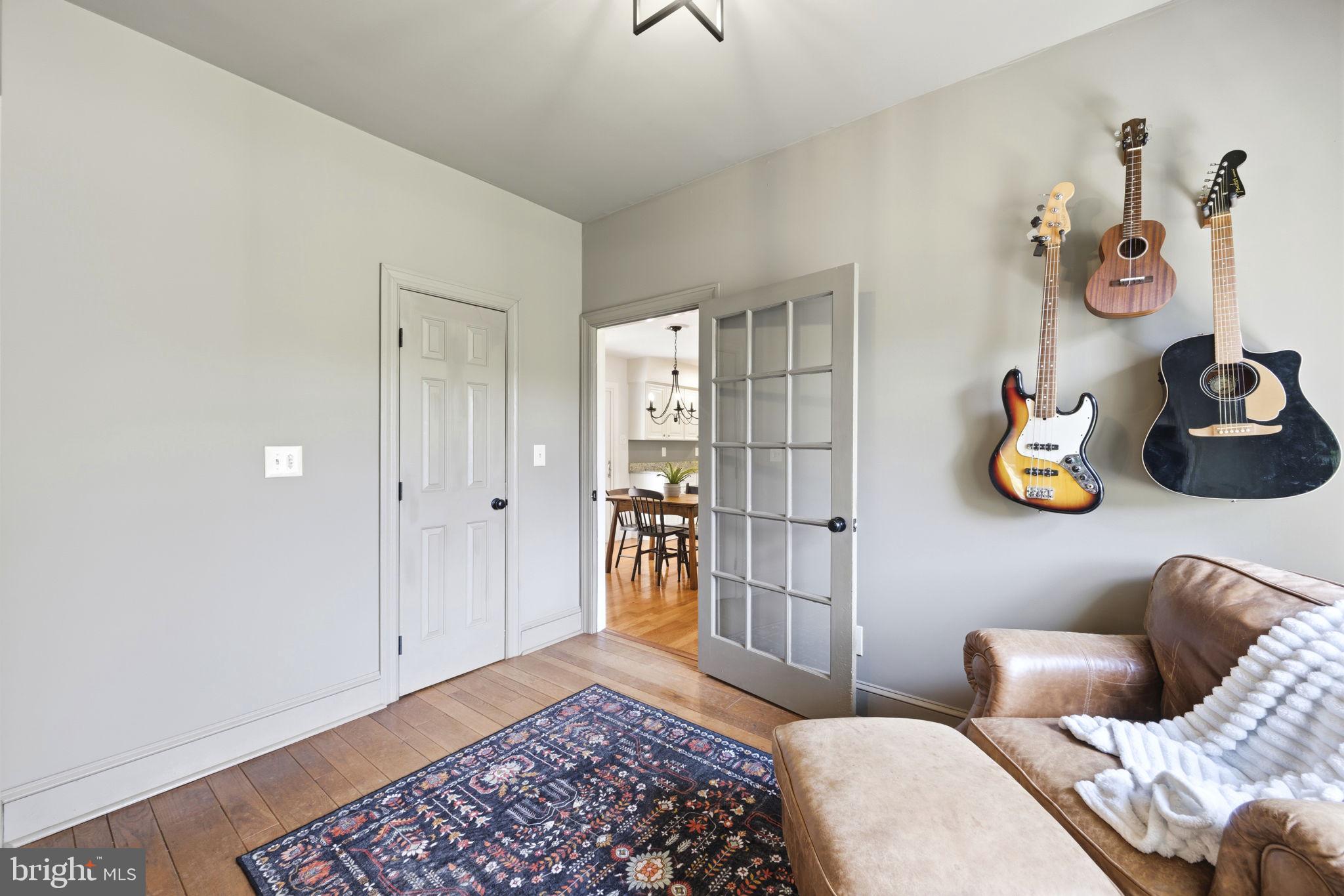 AUBURN CREST - Residential