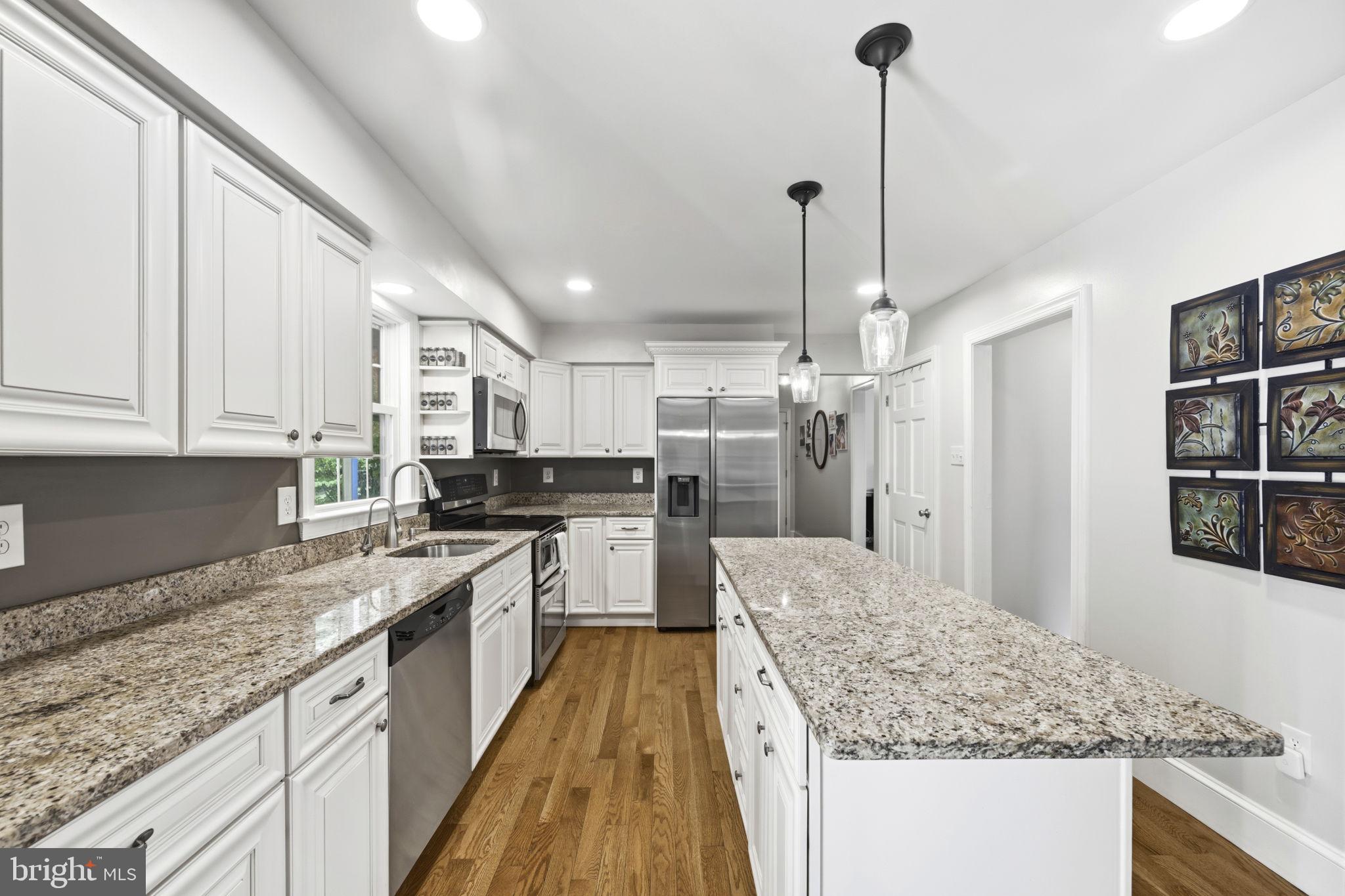 AUBURN CREST - Residential