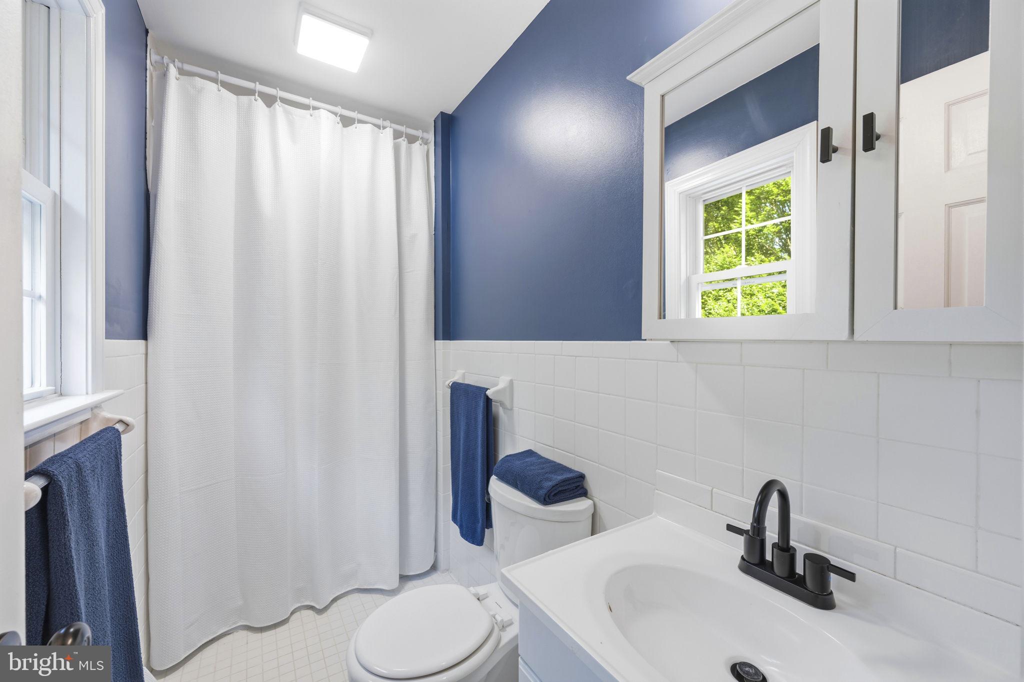 AUBURN CREST - Residential