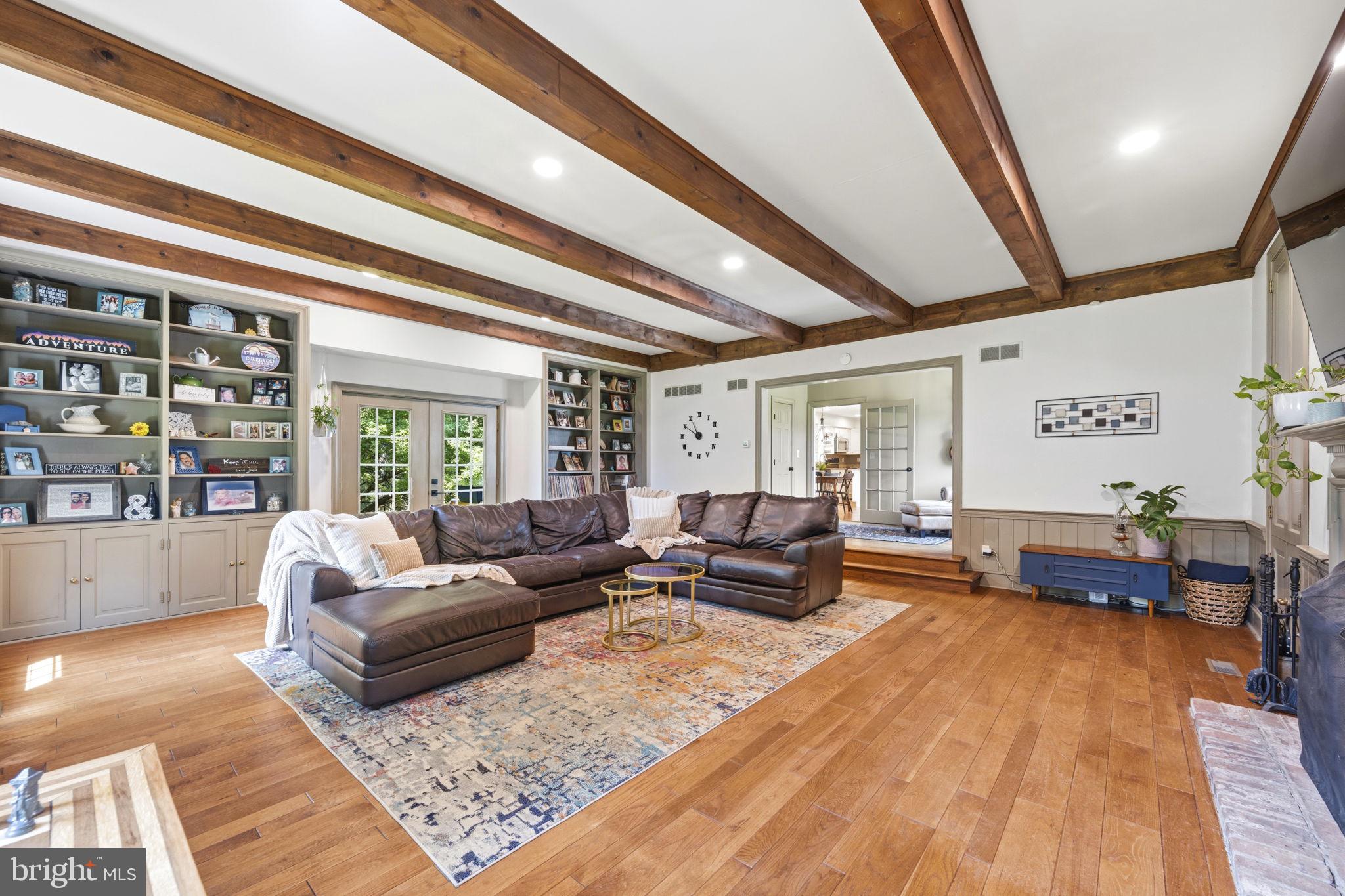 AUBURN CREST - Residential