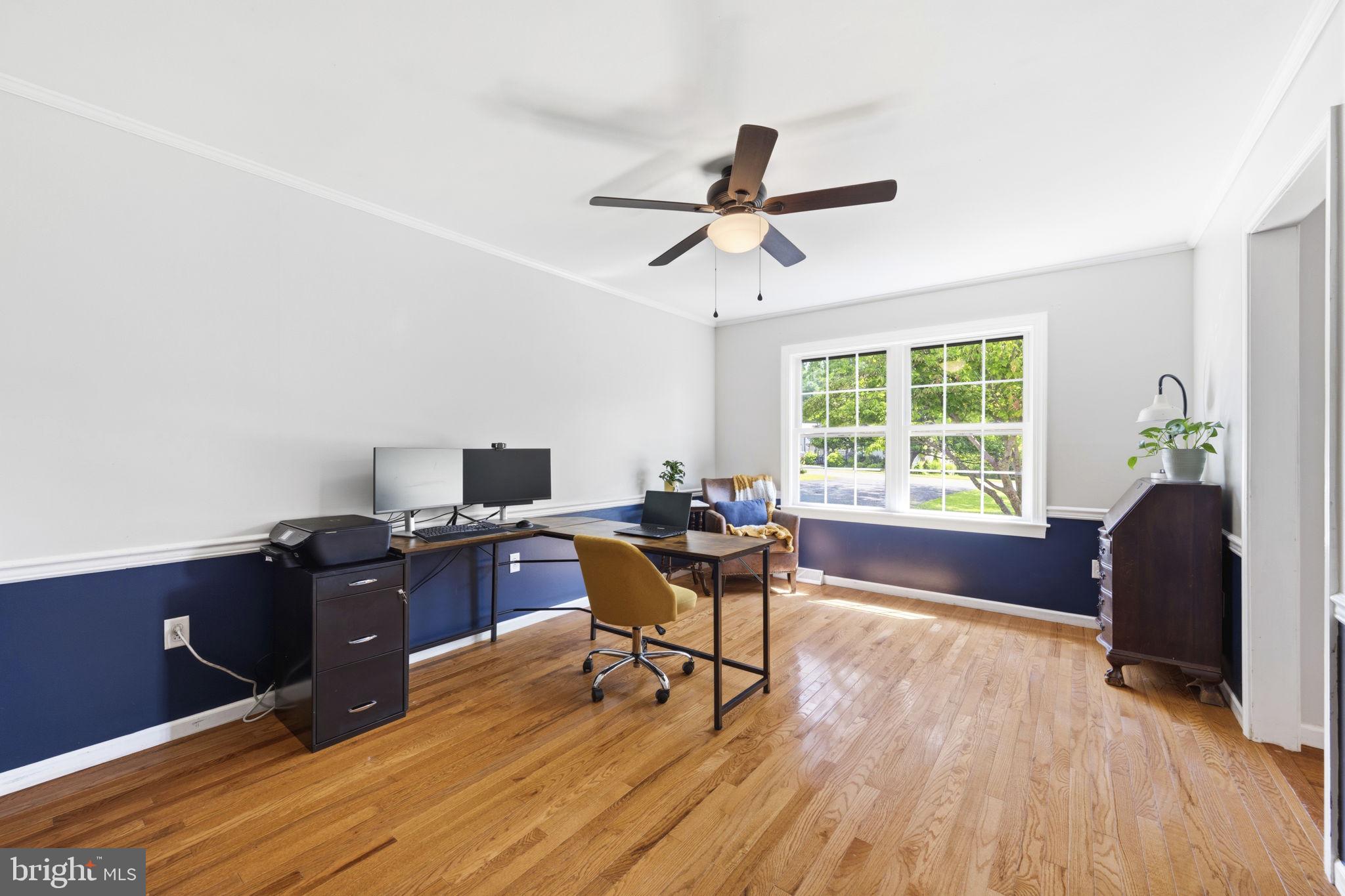 AUBURN CREST - Residential