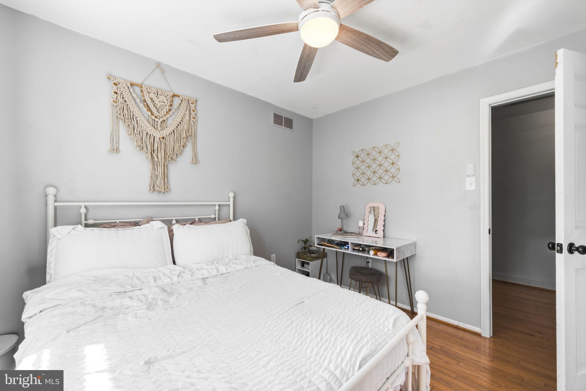 AUBURN CREST - Residential