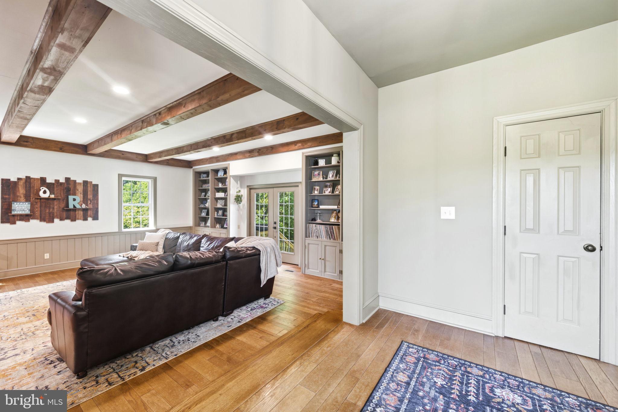 AUBURN CREST - Residential