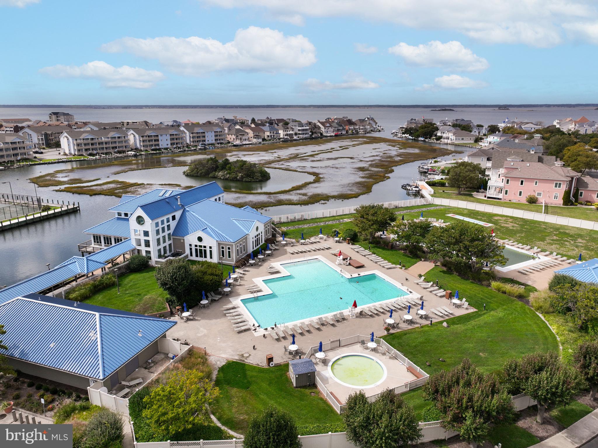 HERON HARBOUR - Residential
