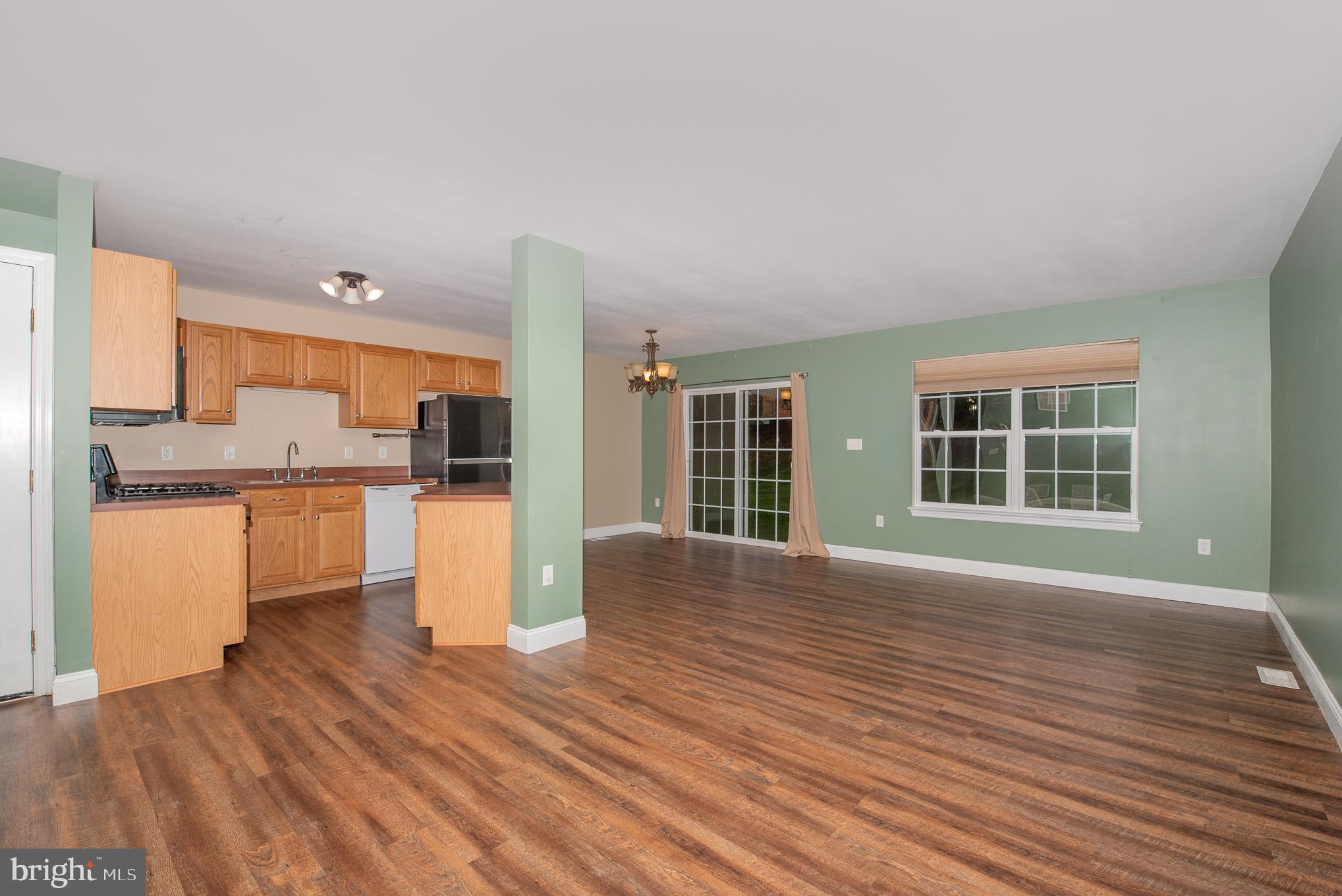 BRADFORD ESTATES - Residential Lease