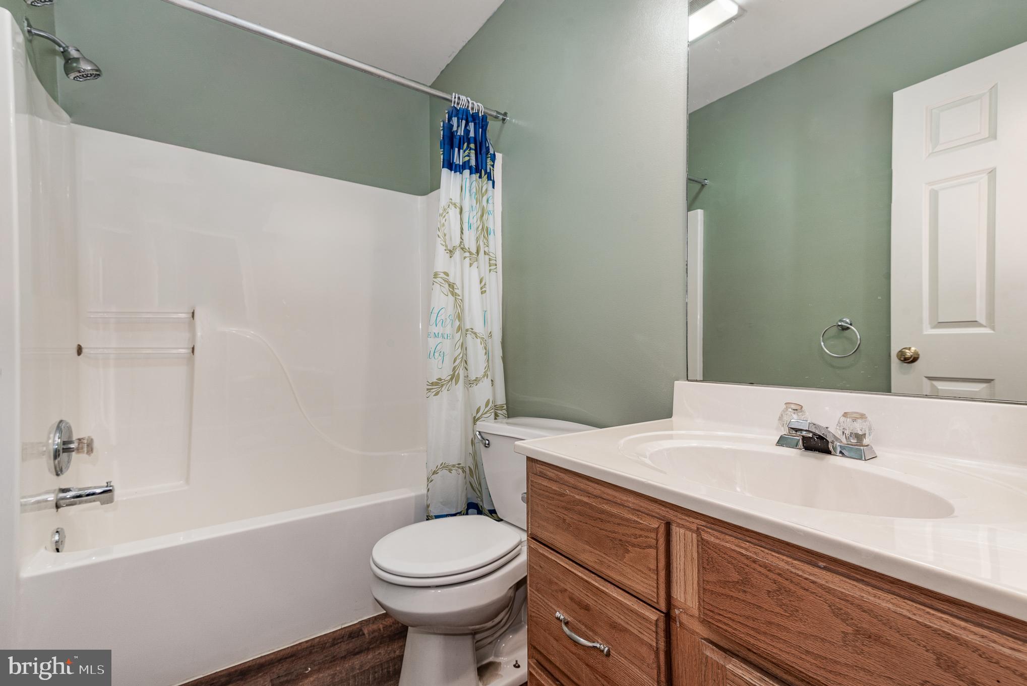 BRADFORD ESTATES - Residential Lease