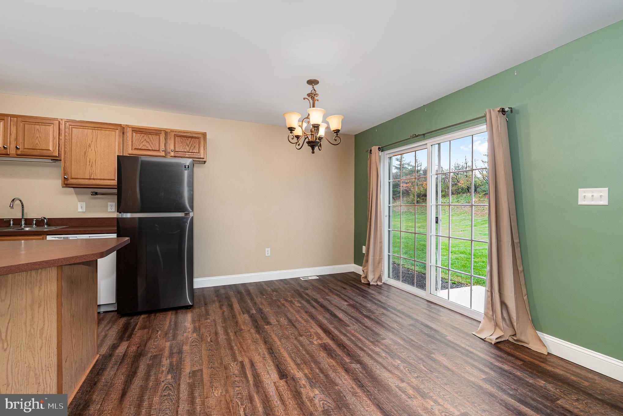 BRADFORD ESTATES - Residential Lease