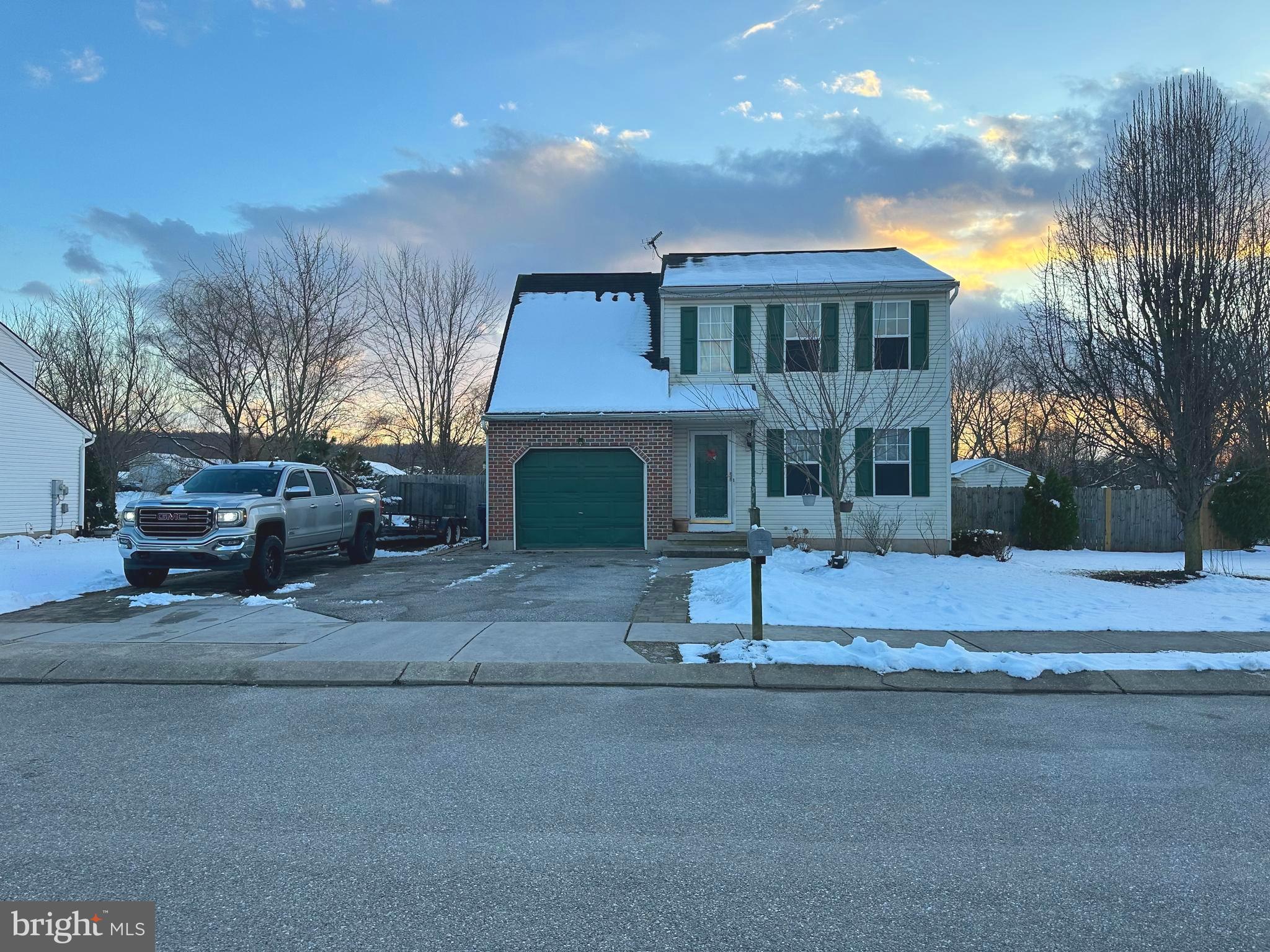 ABBOTTSTOWN - Residential
