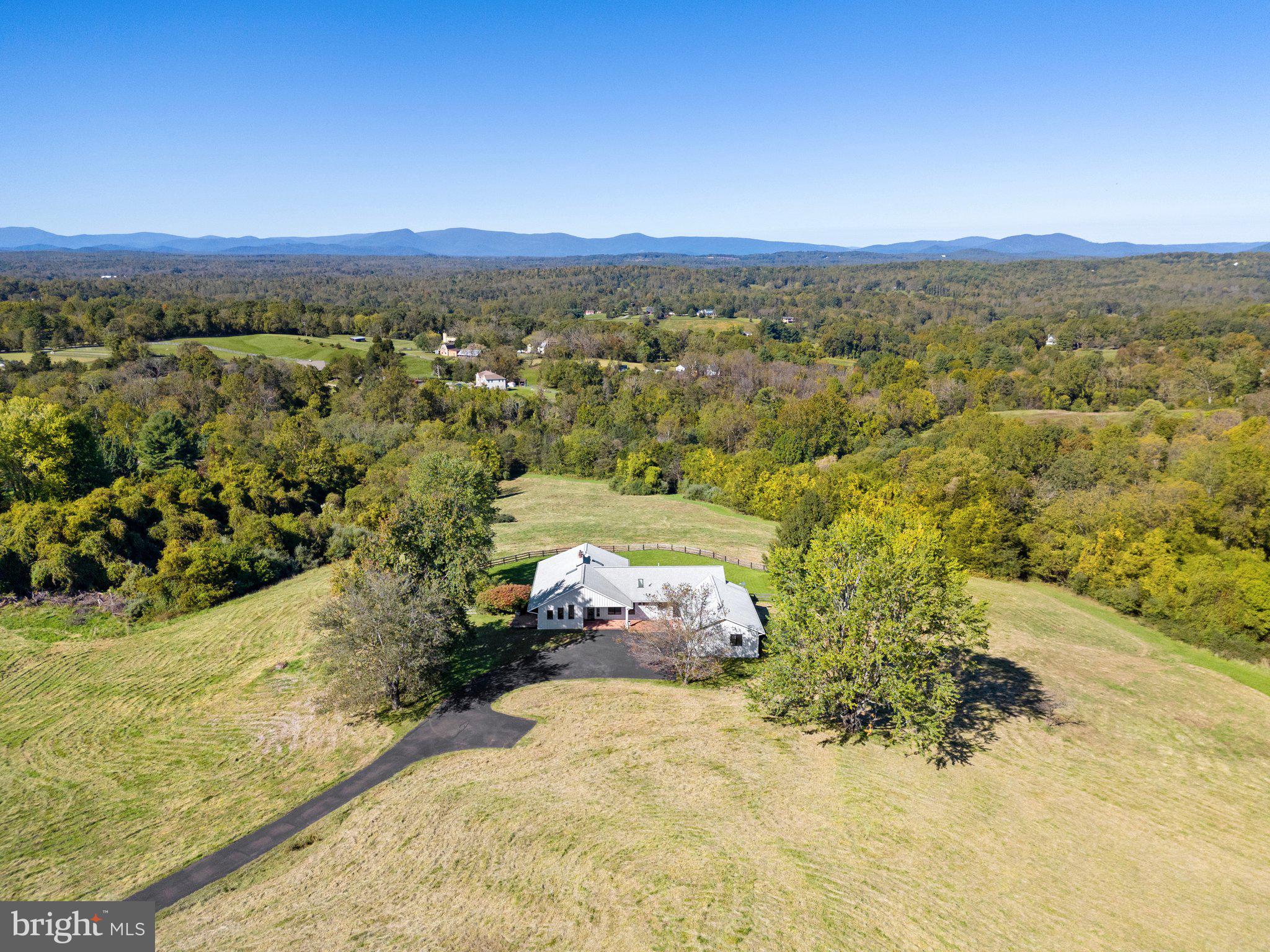 BELLEVUE FARMS - Residential