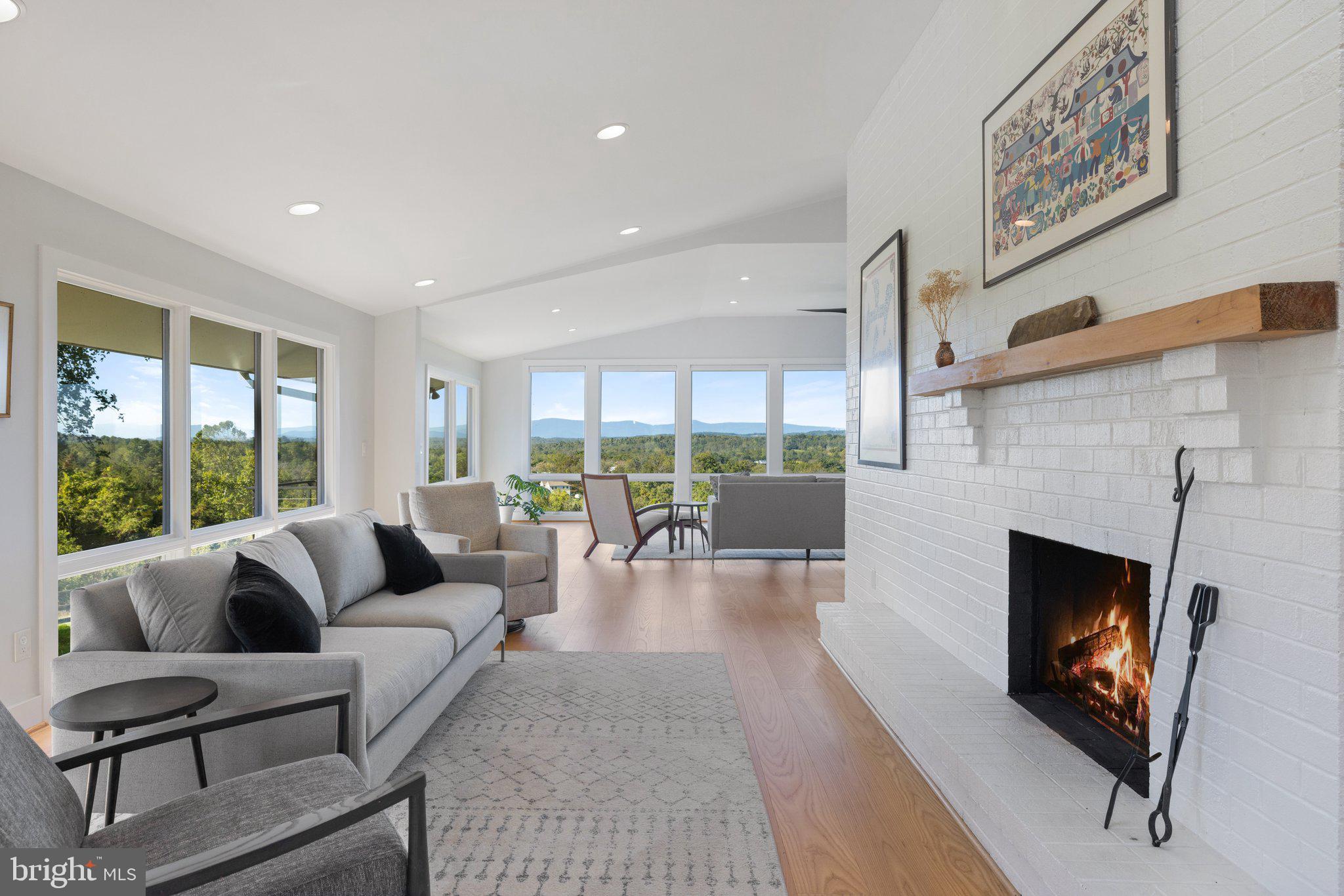 BELLEVUE FARMS - Residential