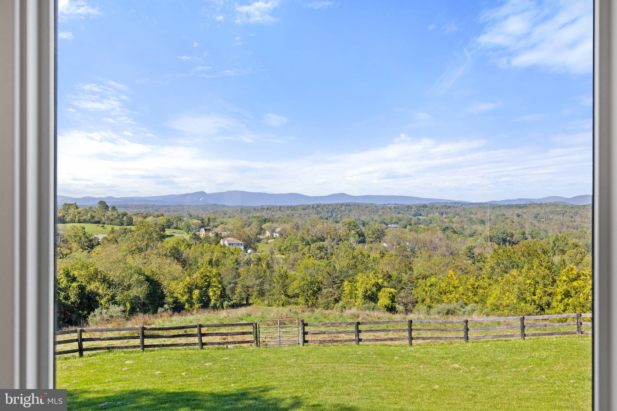BELLEVUE FARMS - Residential