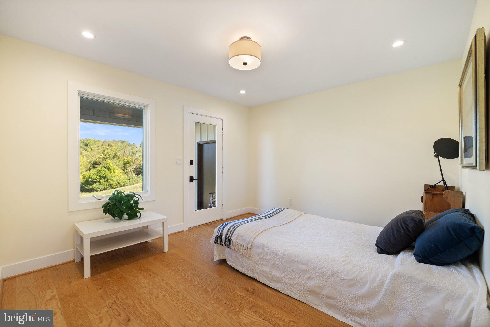 BELLEVUE FARMS - Residential