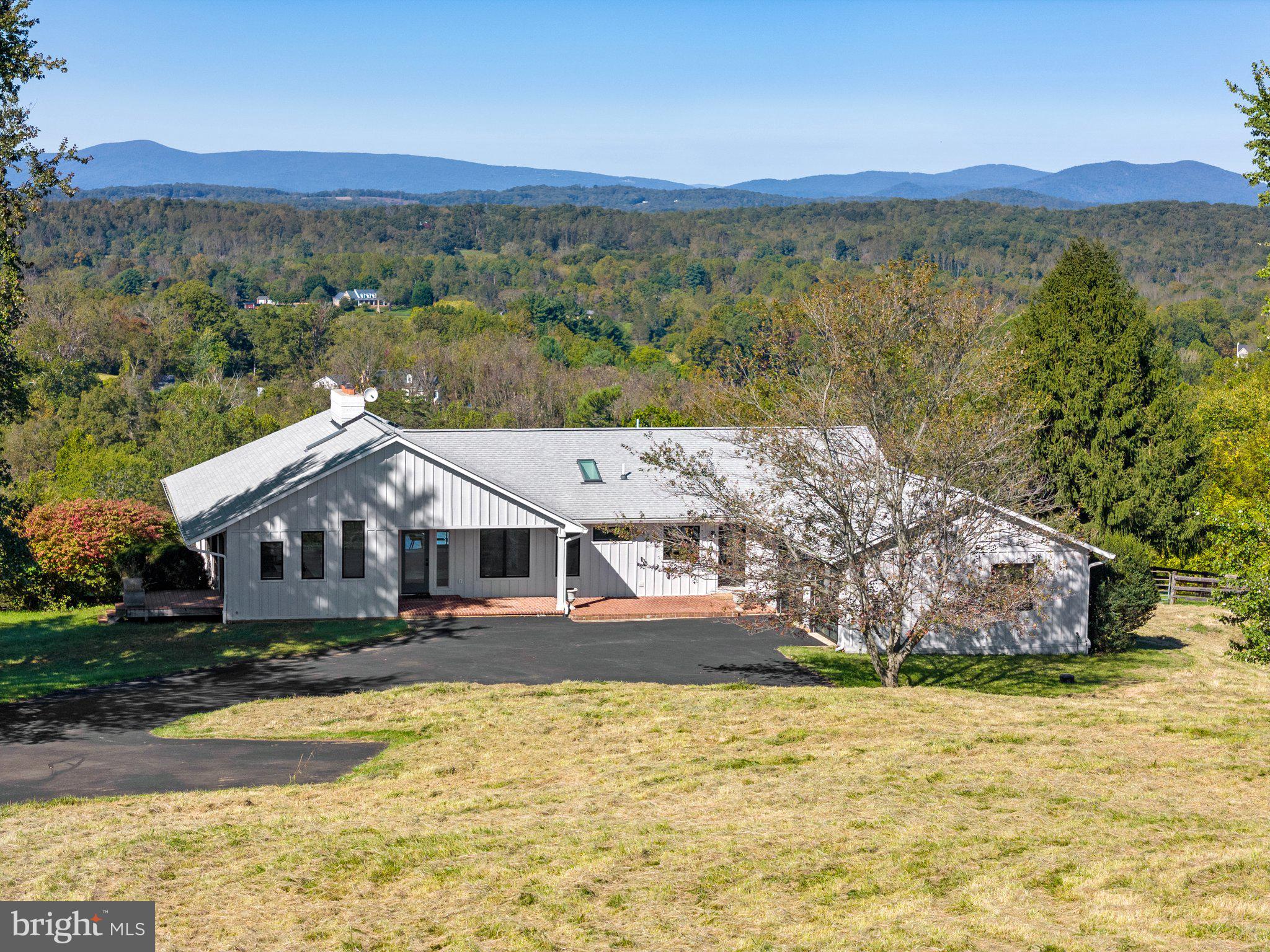 BELLEVUE FARMS - Residential