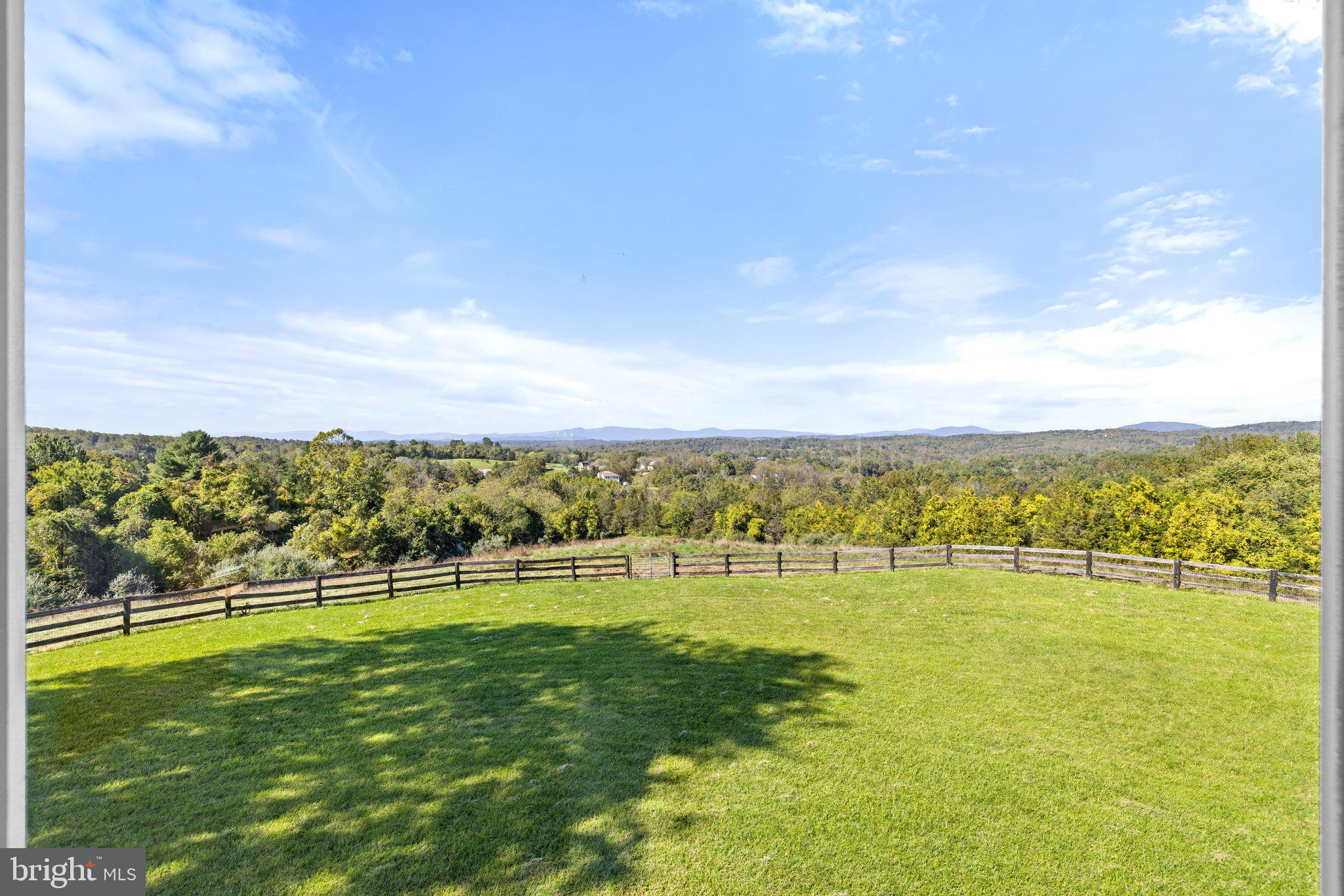 BELLEVUE FARMS - Residential