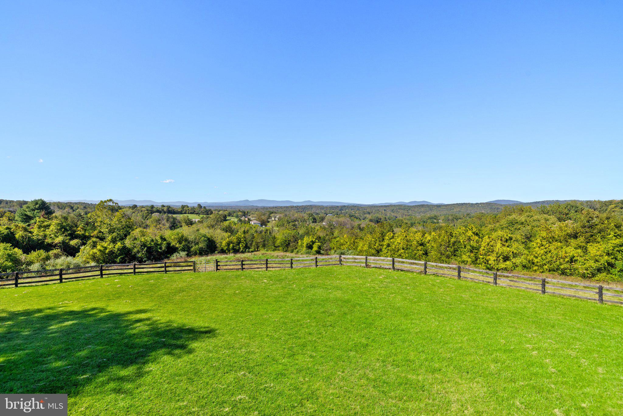 BELLEVUE FARMS - Residential