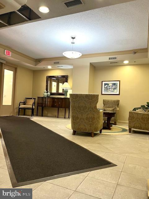 LEISURE WORLD - Residential