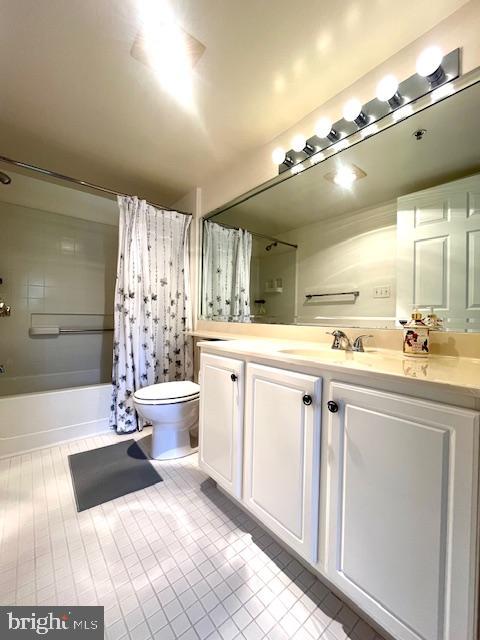 LEISURE WORLD - Residential