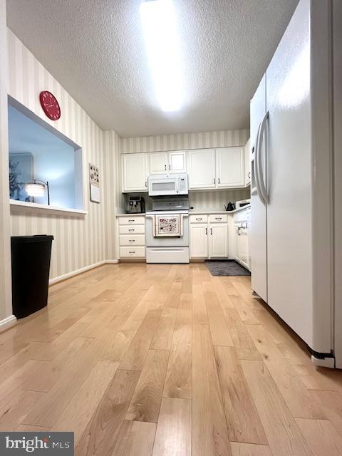 LEISURE WORLD - Residential