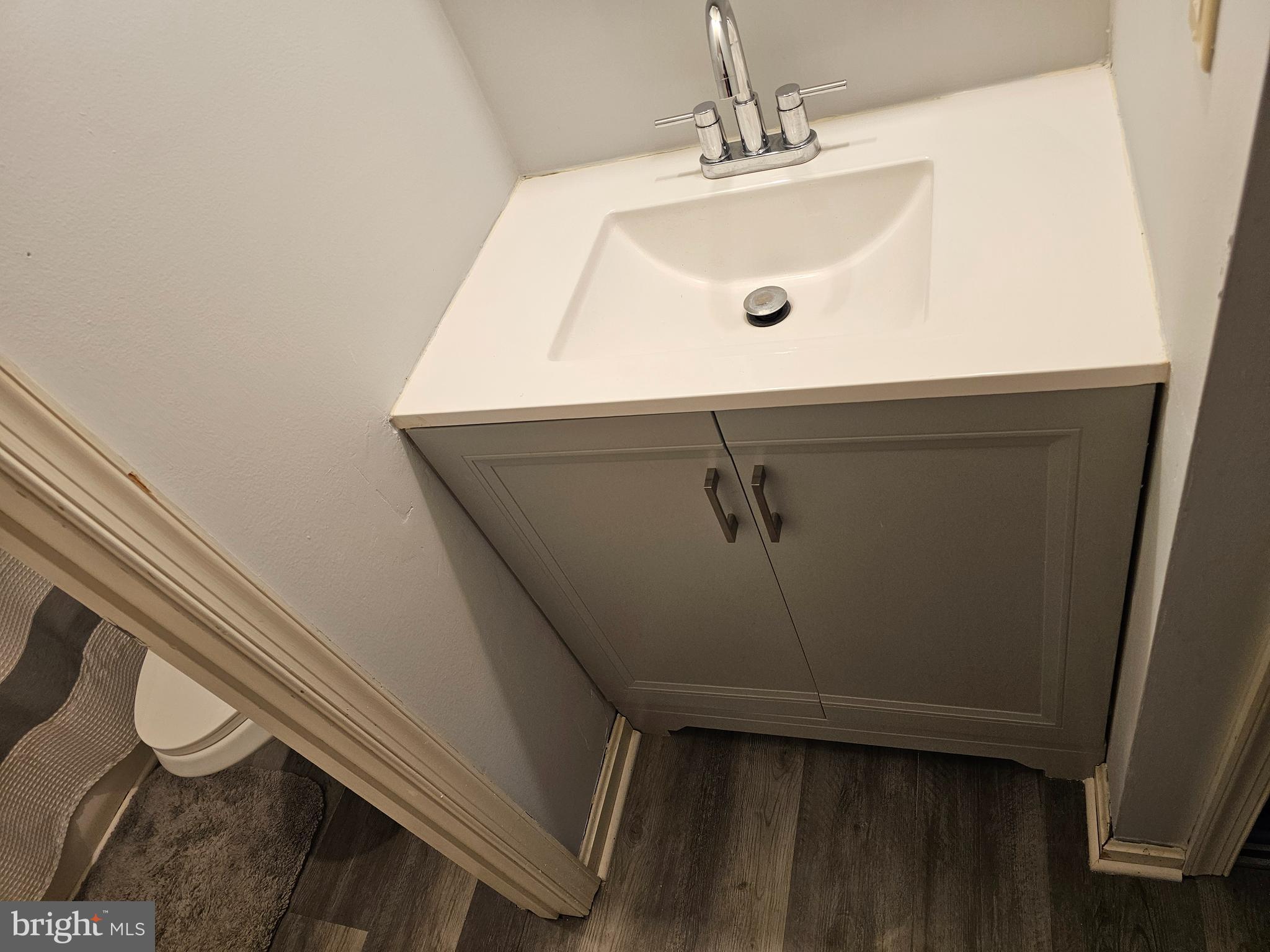 LANCASTER / WESTLAKE VILLAGE - Residential Lease