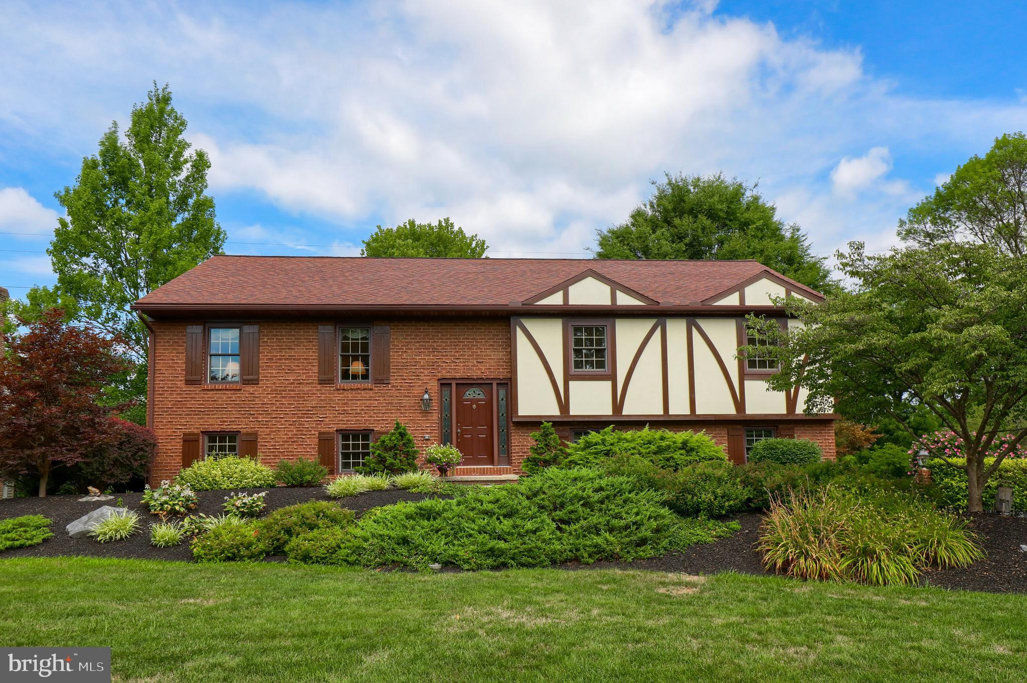 Click the video icon to tour home now. Welcome home! This warm and inviting Bi-Level sprawls over 2,690 square feet of living space conveniently located in the desirable Wetherburn neighborhood within Manheim Township School District. Inside you'll find 4 Bedrooms, 2.5 bathrooms, and a large finished lower level perfect for entertaining! Additionally home features dining room with hardwood flooring and crown molding, spacious eat-in kitchen, two-car garage and ample storage space. Enjoy the private outdoor living space that overlooks the lush back yard on this large level lot that is located only minutes to highways, schools, shopping, restaurants and more!