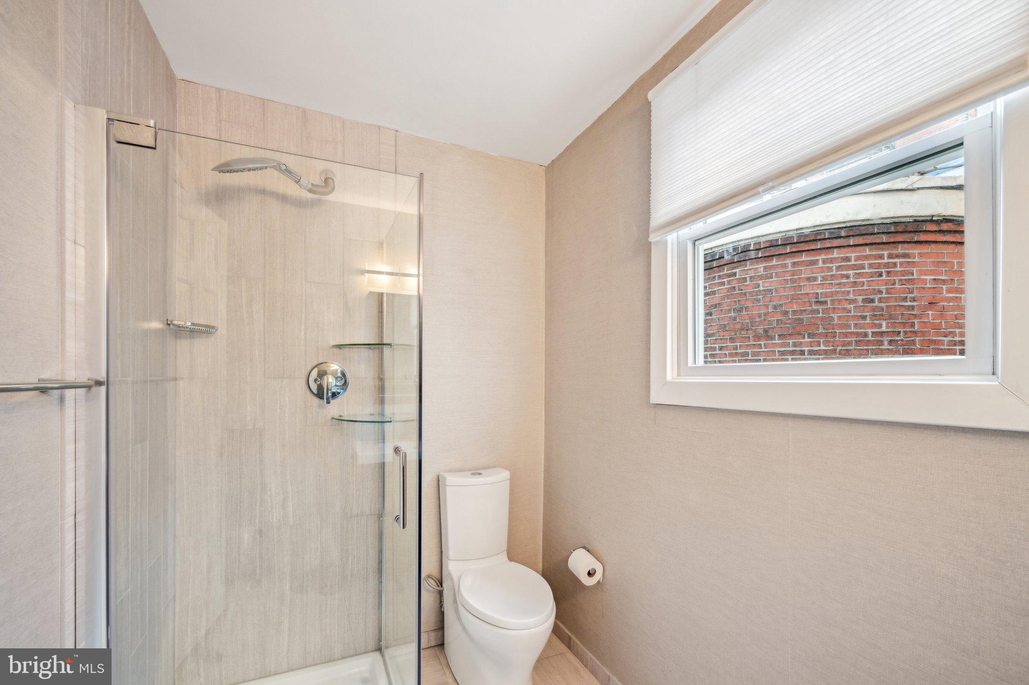 RITTENHOUSE SQUARE - Commercial Sale