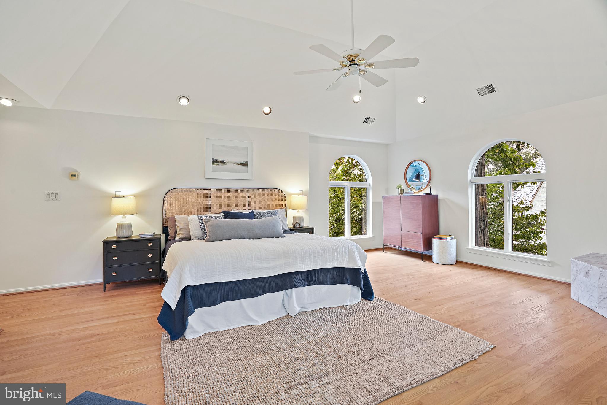 ROLLINGWOOD - Residential