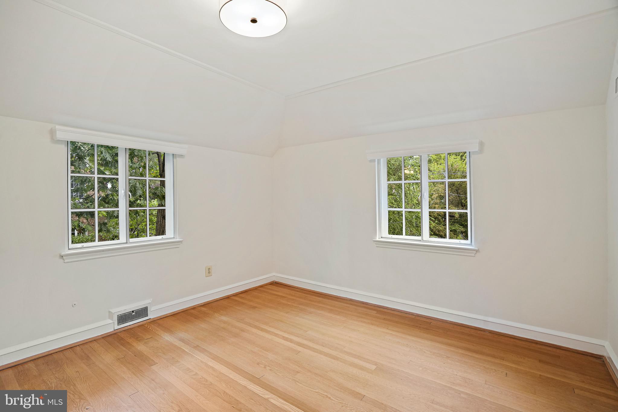 ROLLINGWOOD - Residential