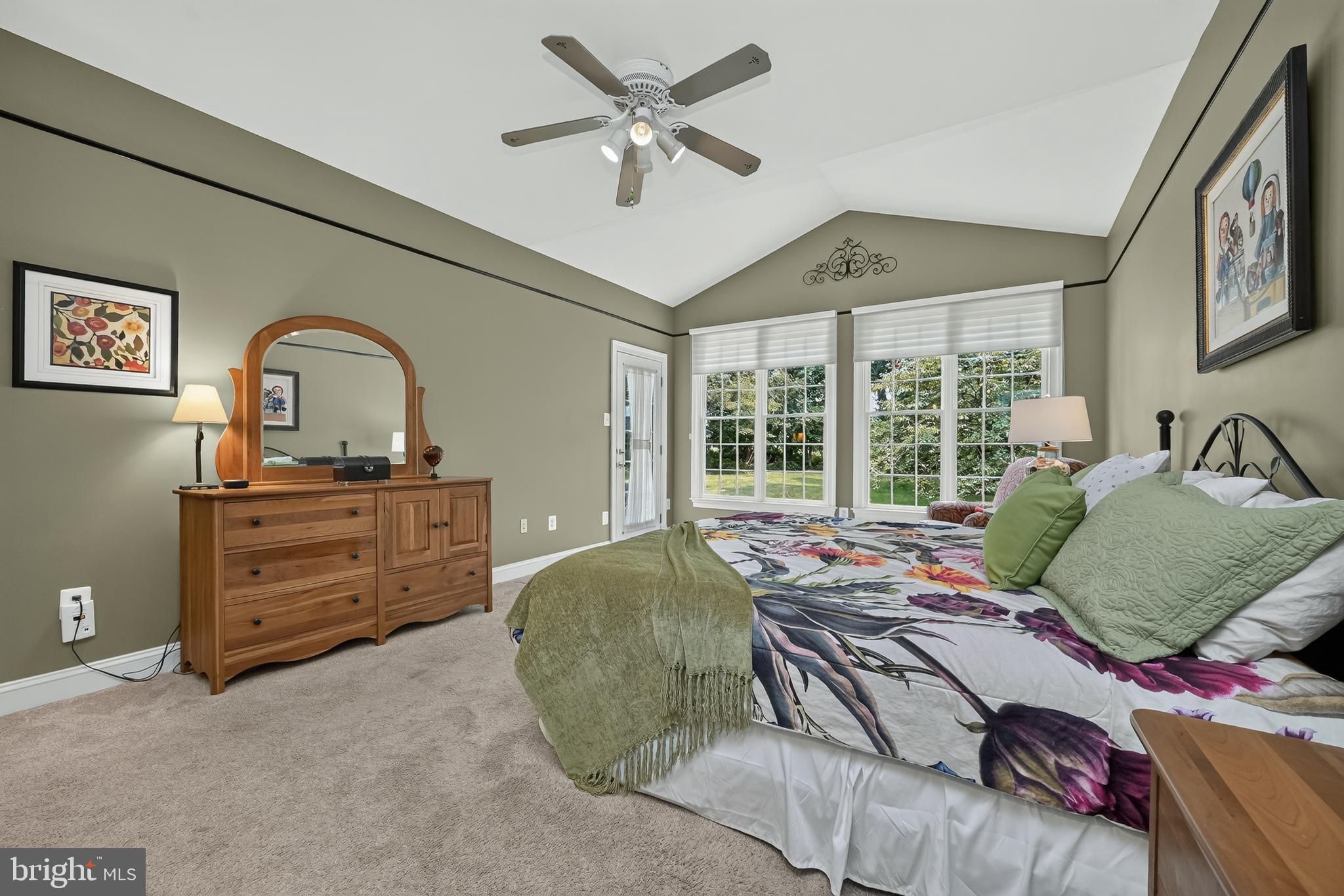 RIDGE VIEW HUNT - Residential