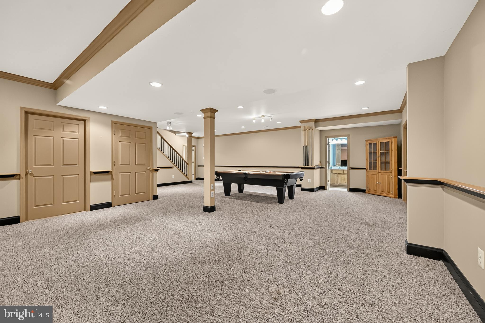 RIDGE VIEW HUNT - Residential