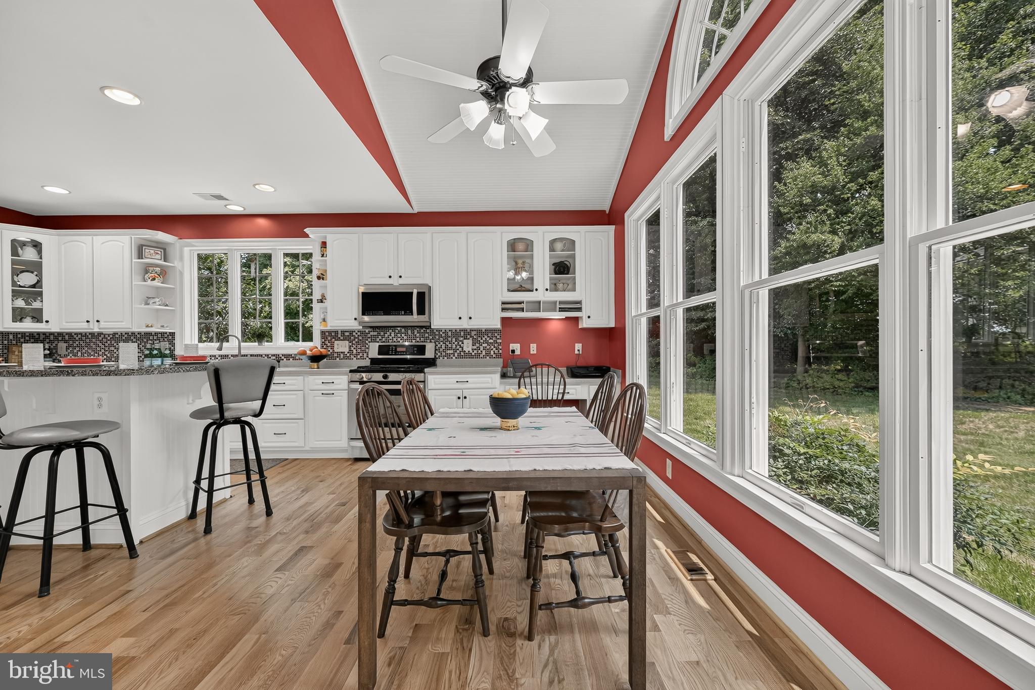 RIDGE VIEW HUNT - Residential