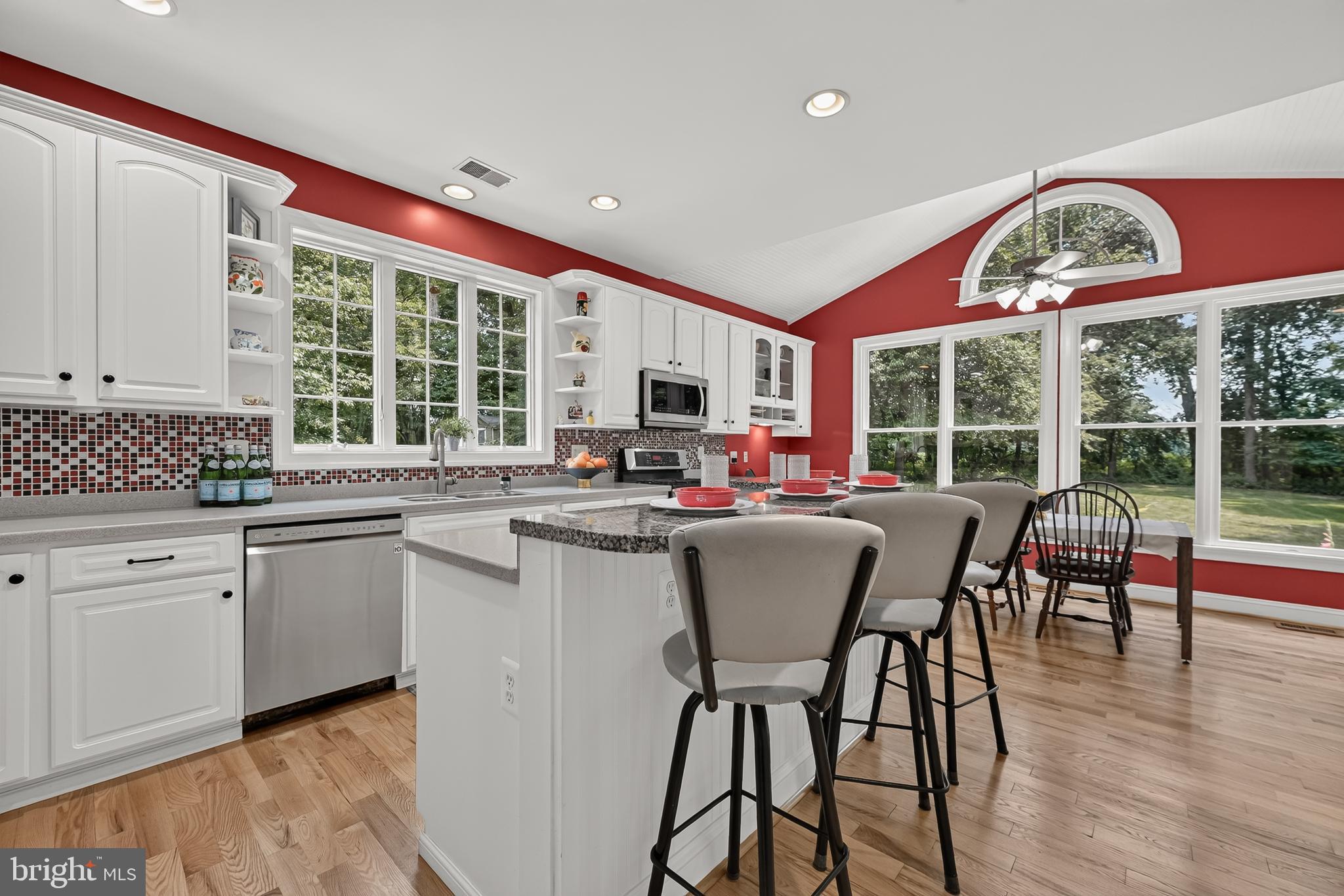 RIDGE VIEW HUNT - Residential
