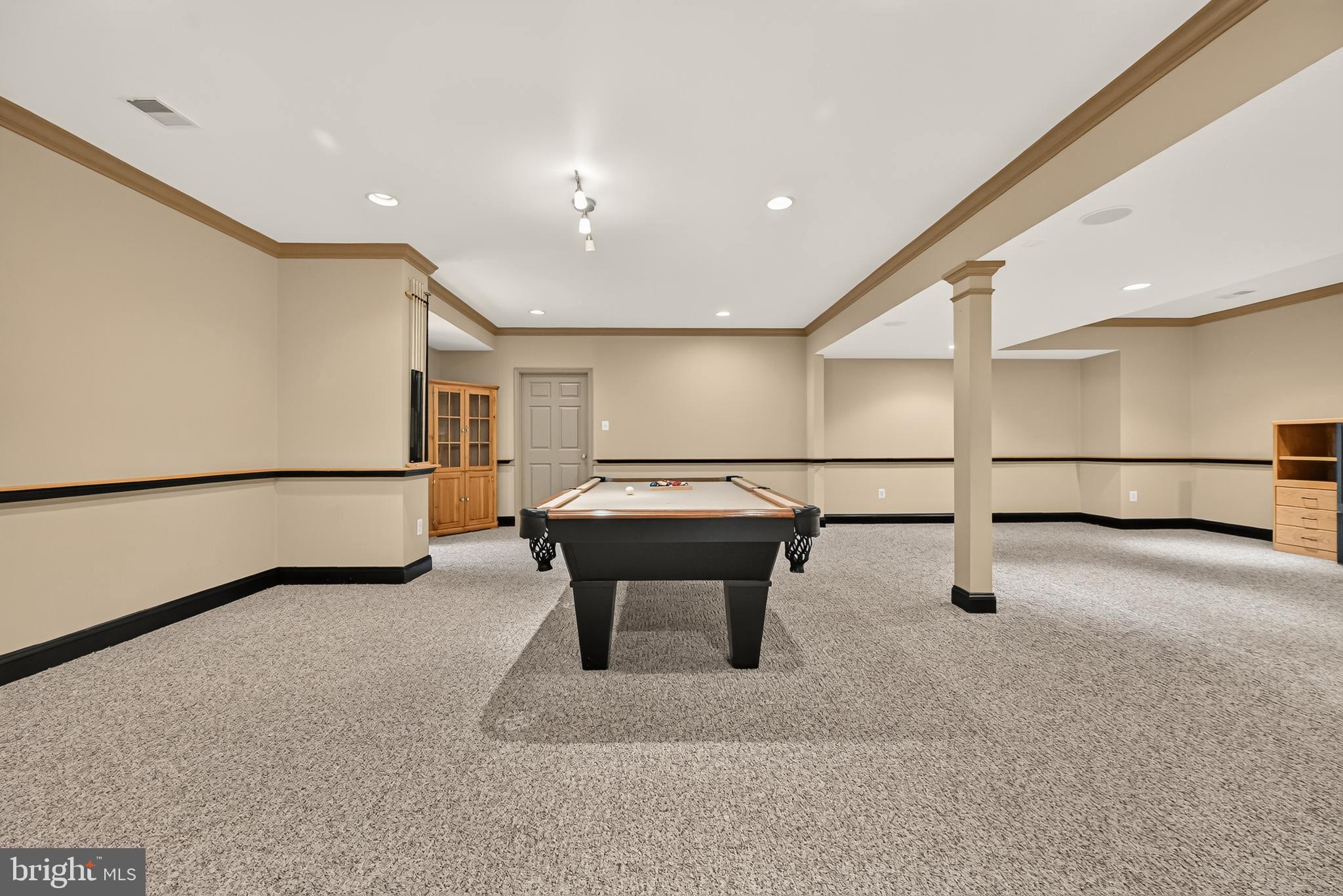 RIDGE VIEW HUNT - Residential