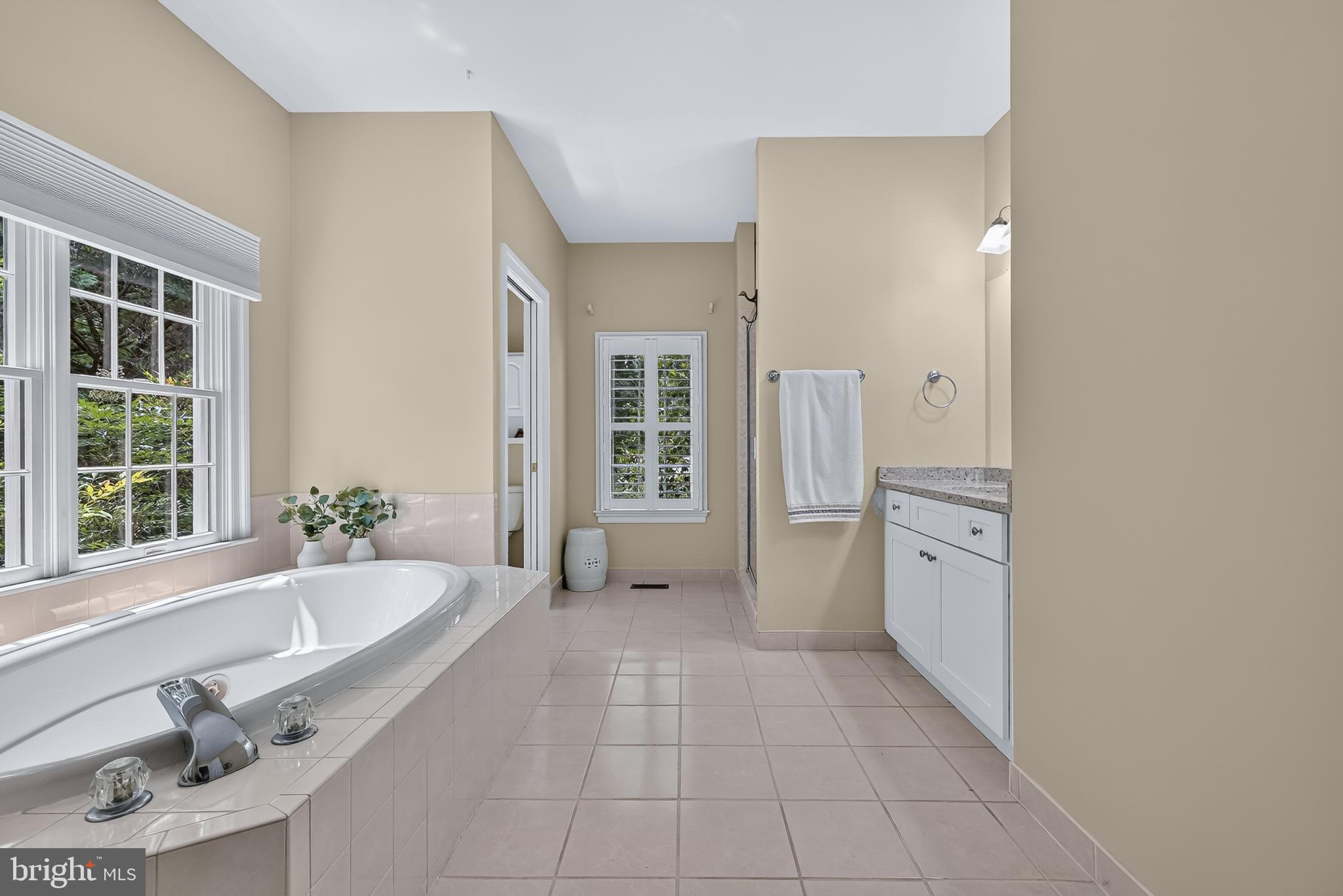 RIDGE VIEW HUNT - Residential