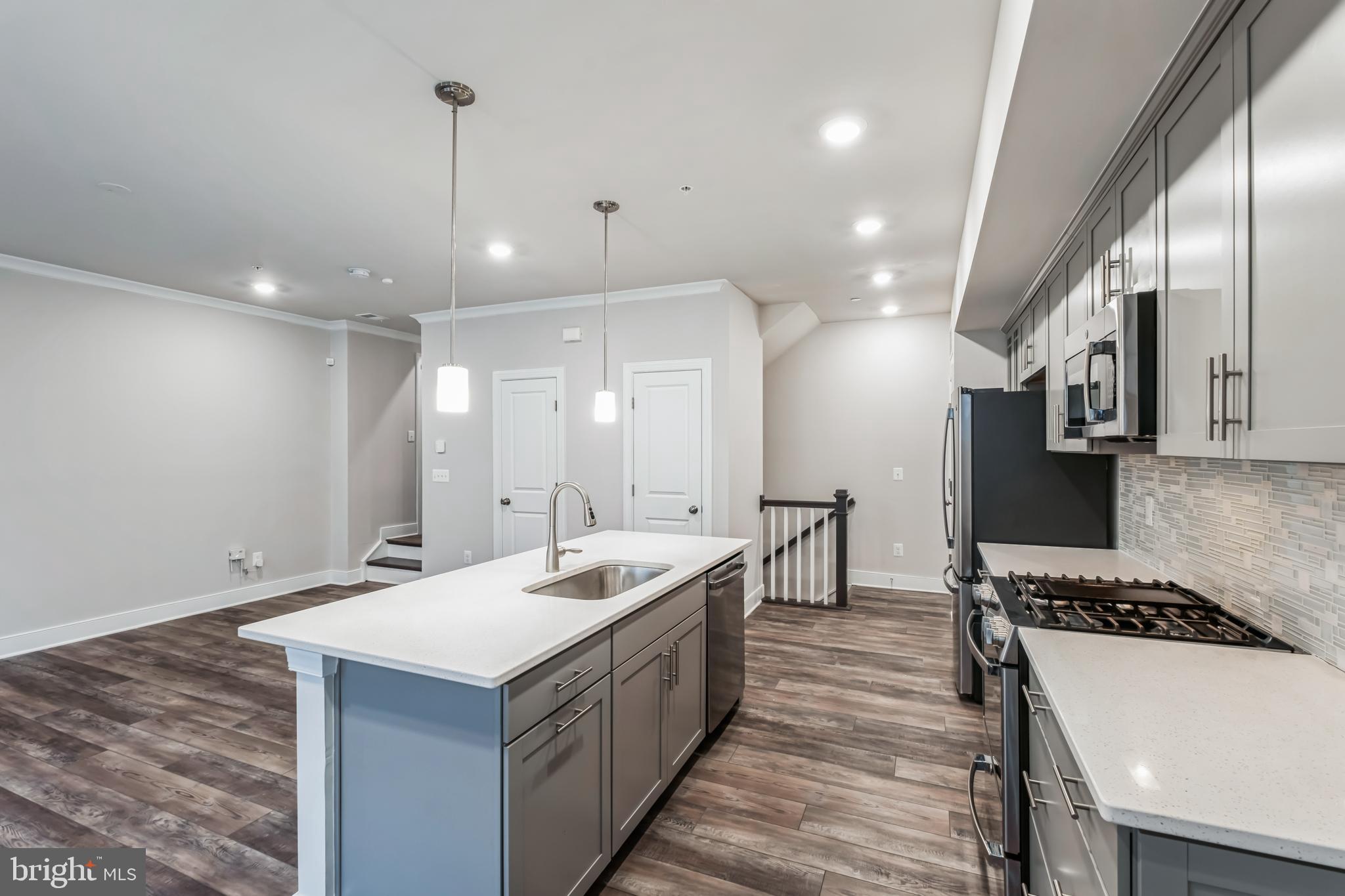 RIPPON LANDING - Residential