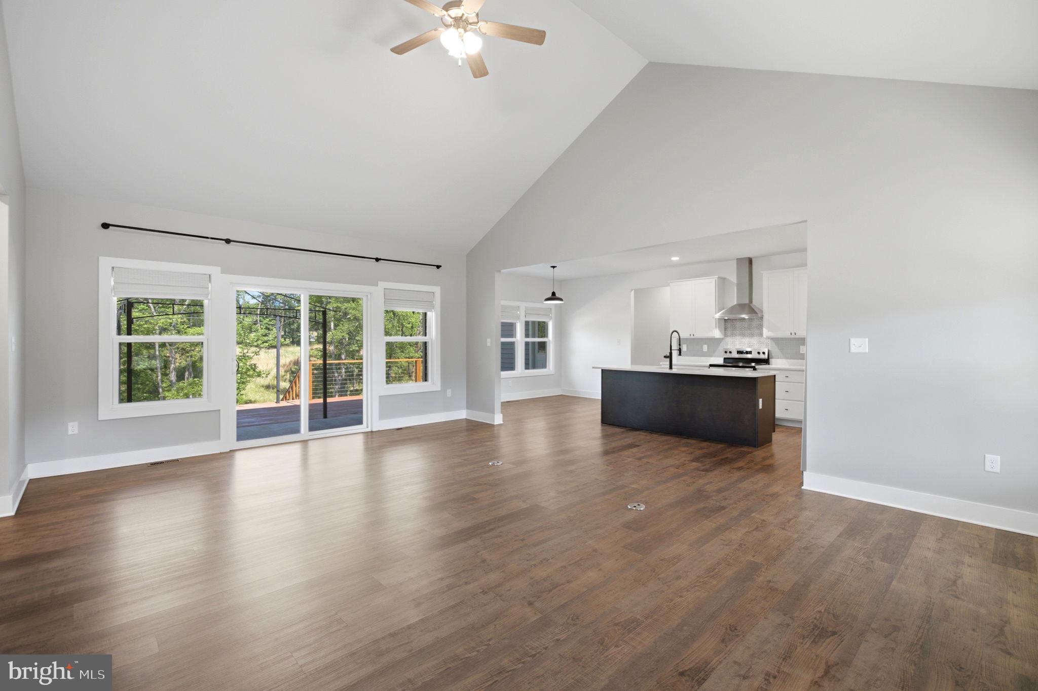 RIDGECREST ESTATES - Residential