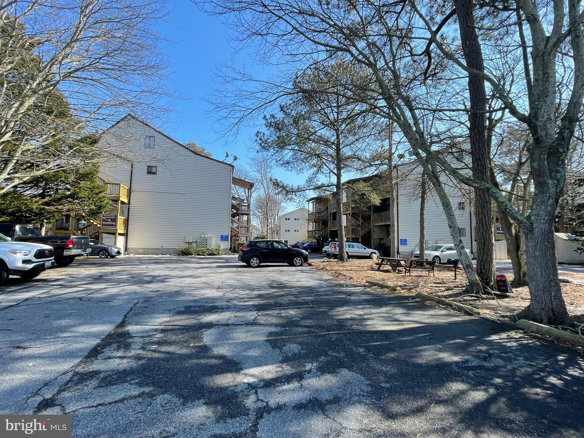 CAINE WOODS - Residential