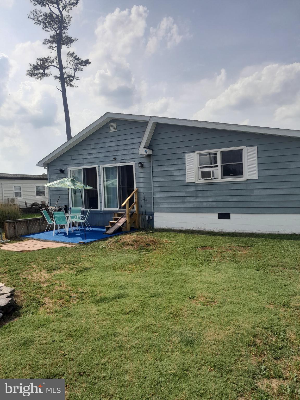 MARINERS COVE - Residential