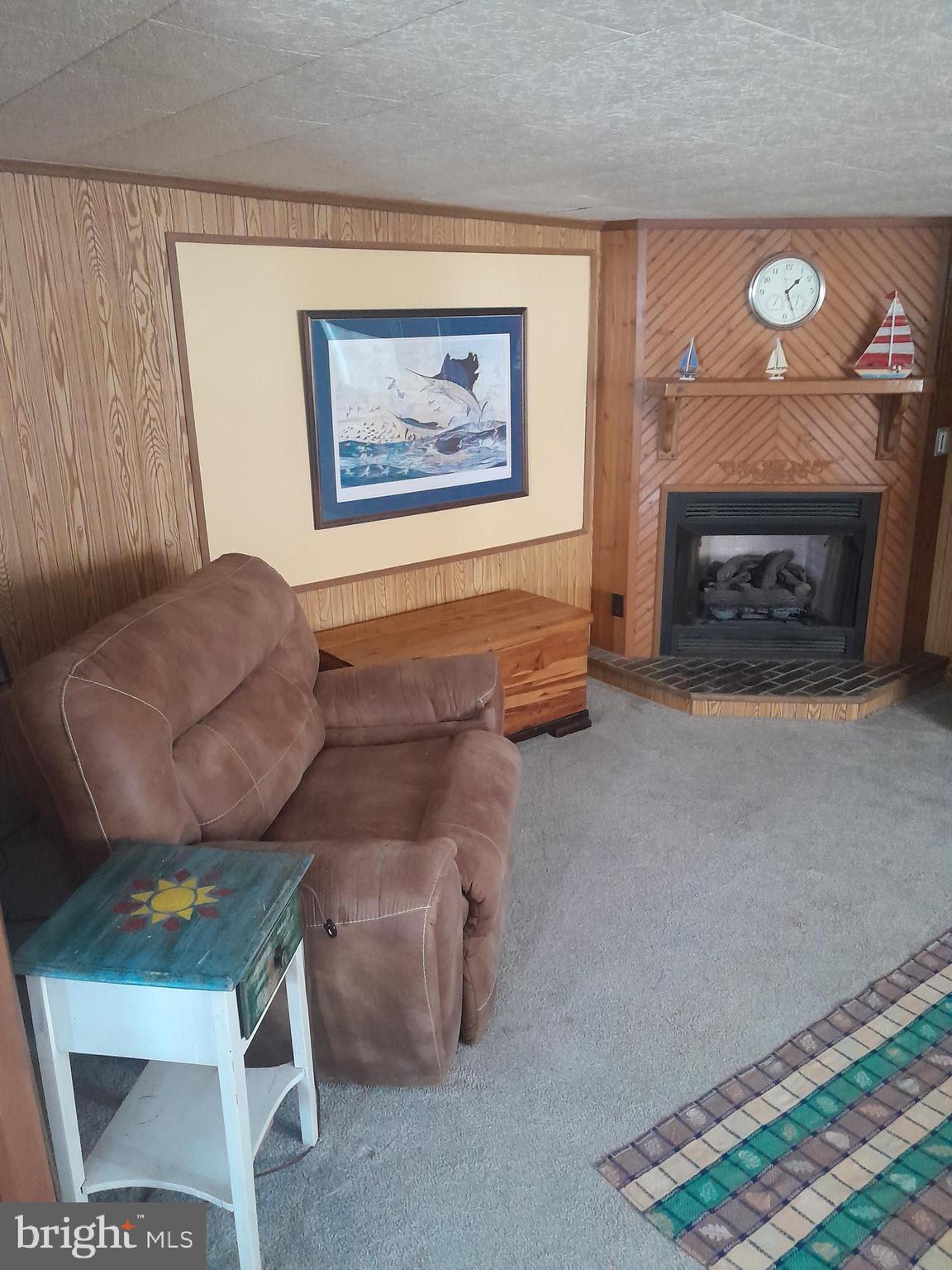 MARINERS COVE - Residential
